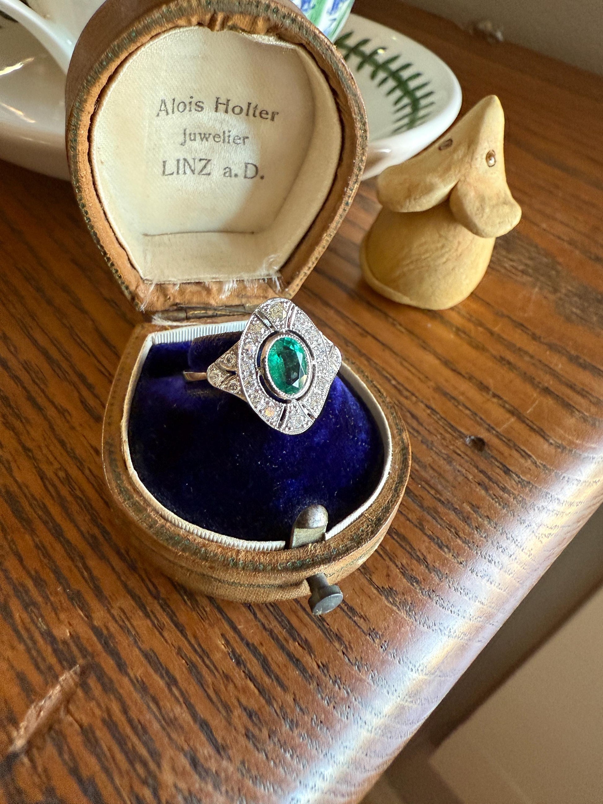 EMERALD Vintage Art Deco 1.6 Carat 20 Transitional & Brilliant Cut DiAMOND Platinum Shield Panel Ring Geometric Green Stacker