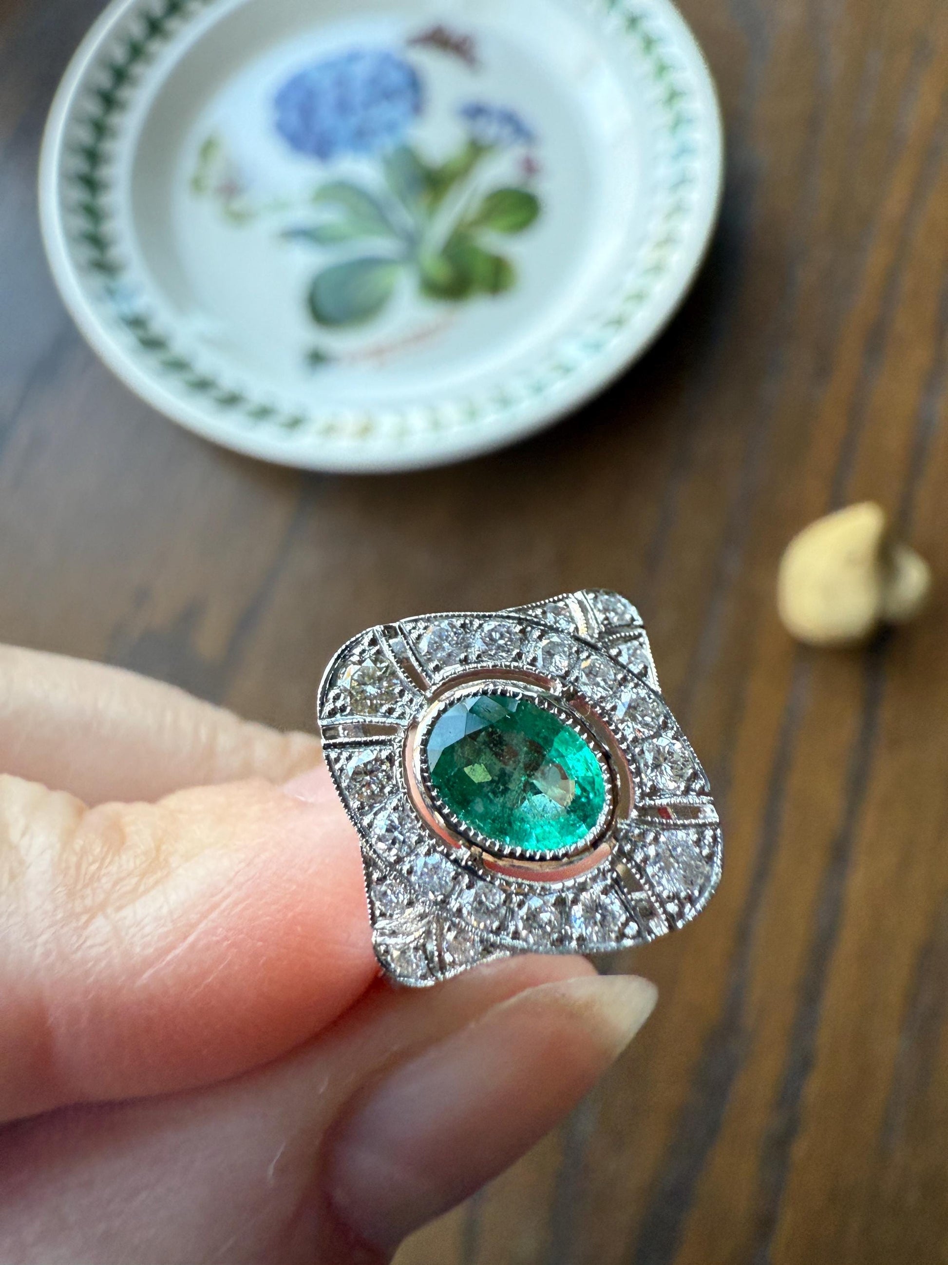 EMERALD Vintage Art Deco 1.6 Carat 20 Transitional & Brilliant Cut DiAMOND Platinum Shield Panel Ring Geometric Green Stacker
