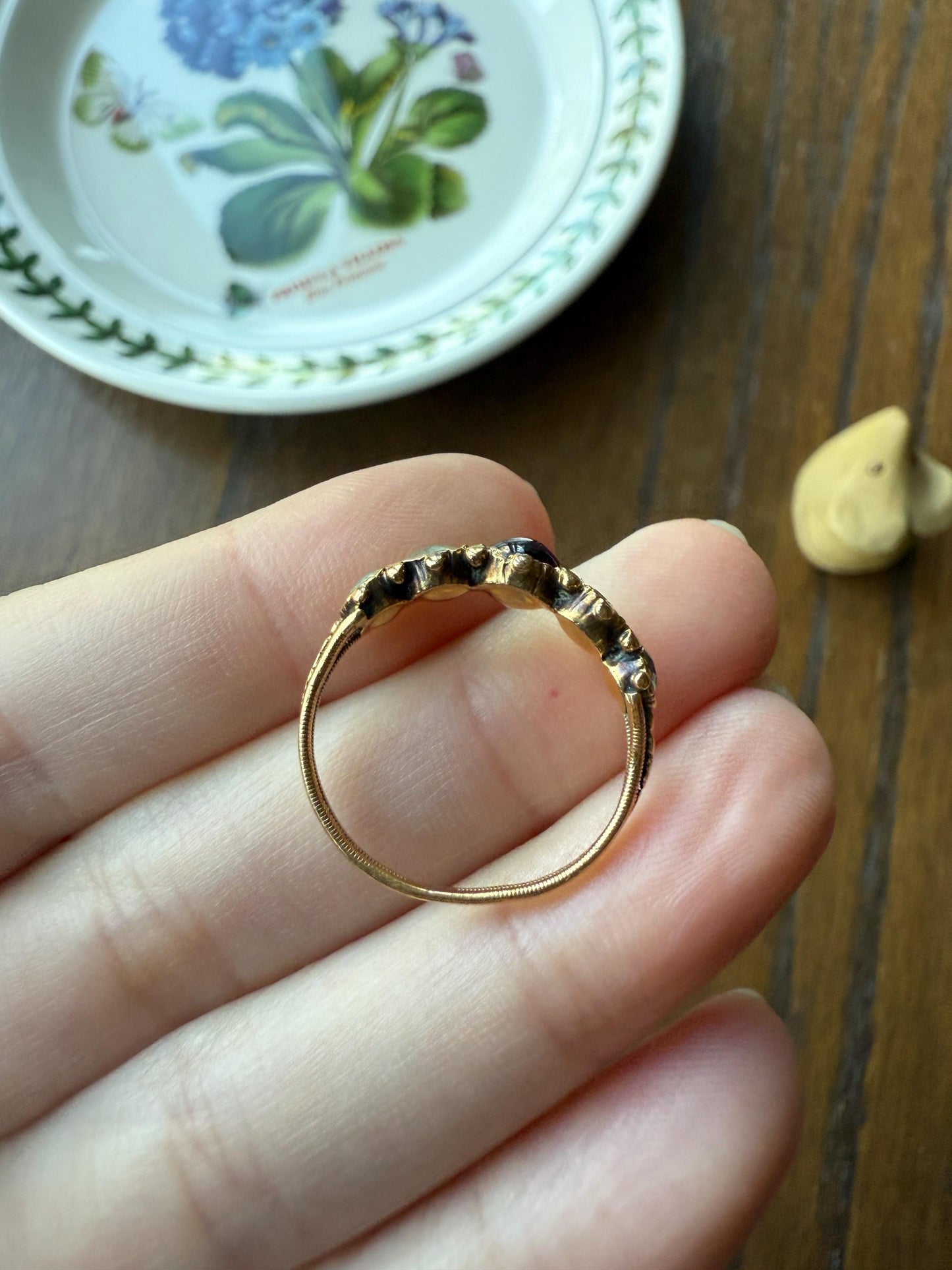 Unique Antique Georgian to Victorian Five Stone Old Cut Green Chrysoberyl & Cabochon Amethyst Stacker Band 18k Gold Ring Foiled Suffragette