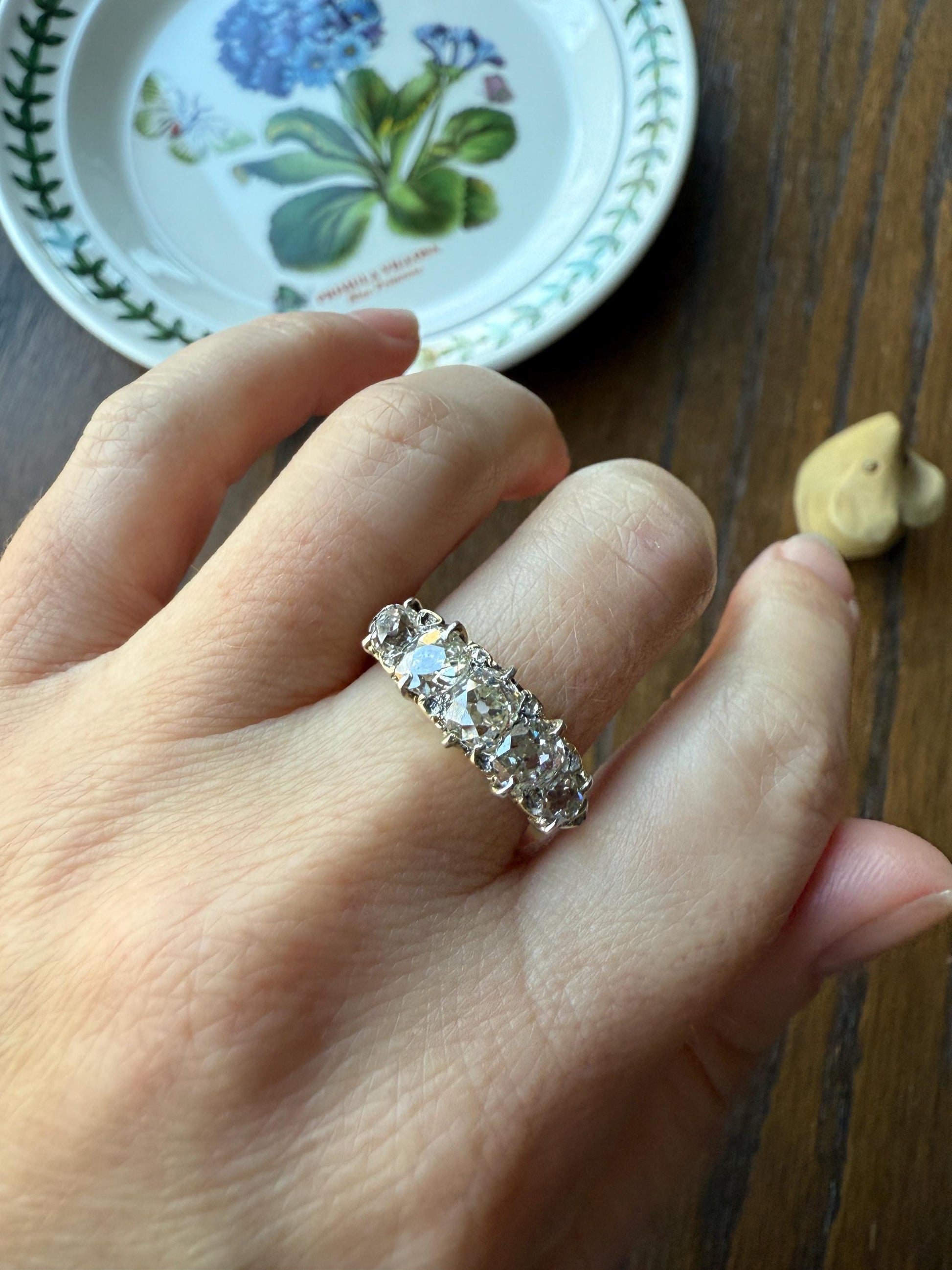 Victorian 2.75 Carats Antique Old Mine Cut Diamond Five Stone Ring Gemset Prong Spacers 18k Gold Rare Chunky Ornate Band