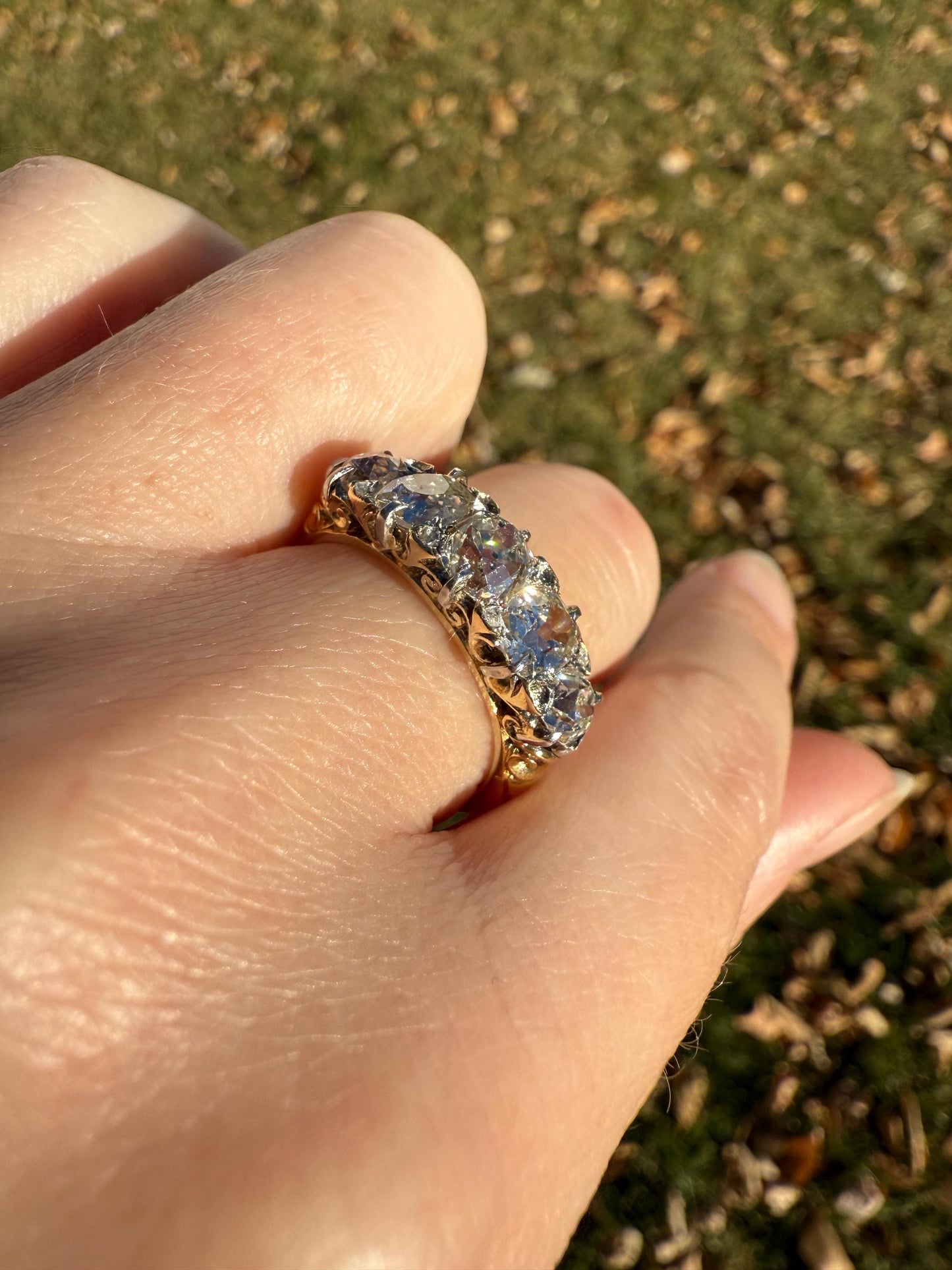 Victorian 2.75 Carats Antique Old Mine Cut Diamond Five Stone Ring Gemset Prong Spacers 18k Gold Rare Chunky Ornate Band