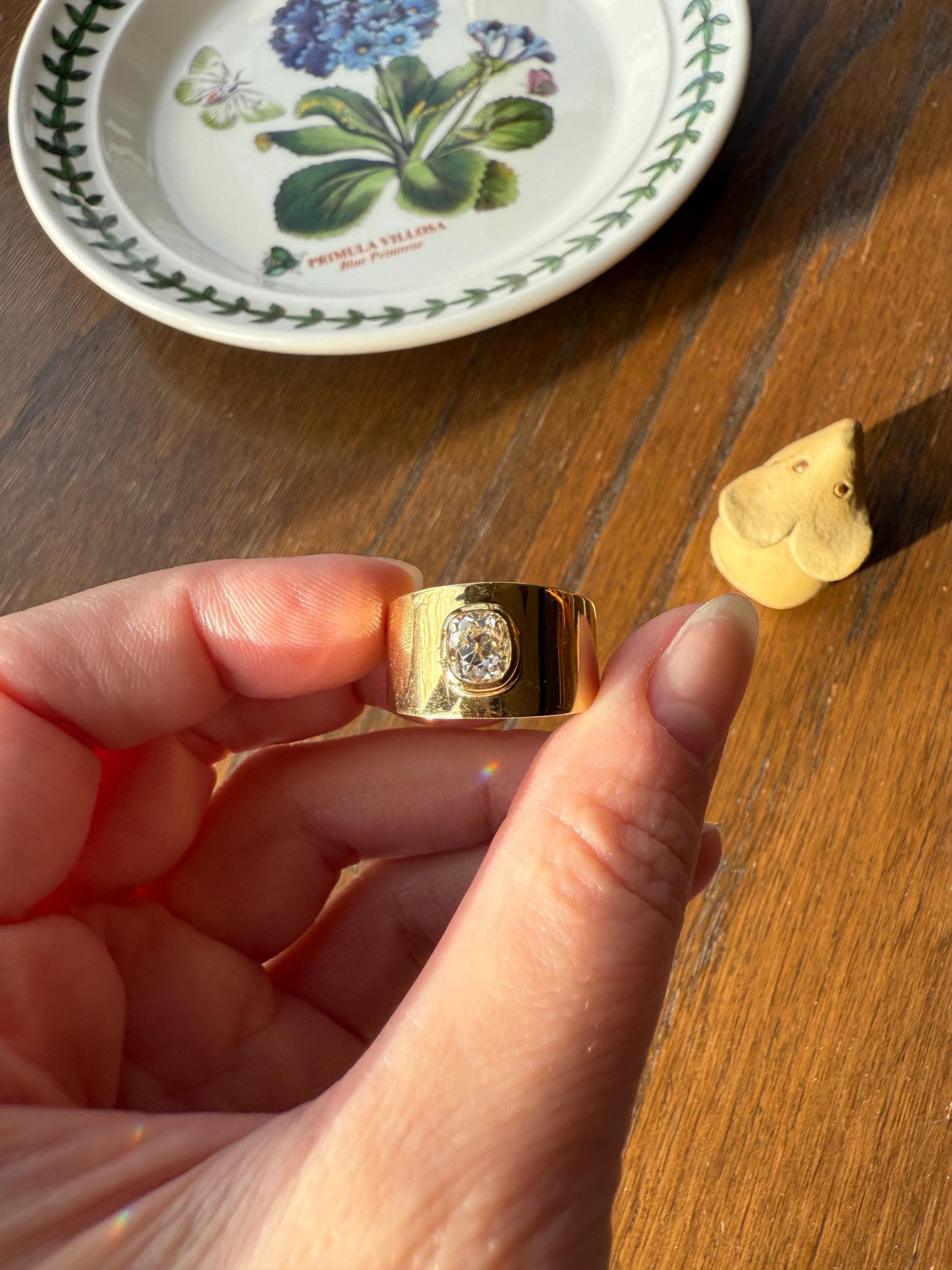 CHUNKY 1 Carat Old Mine Cut DIAMOND X Wide Cigar Band 8.5g 18k Gold Solid Ring Stacker Bezel Set Solitaire Sturdy Tapered Shimmer