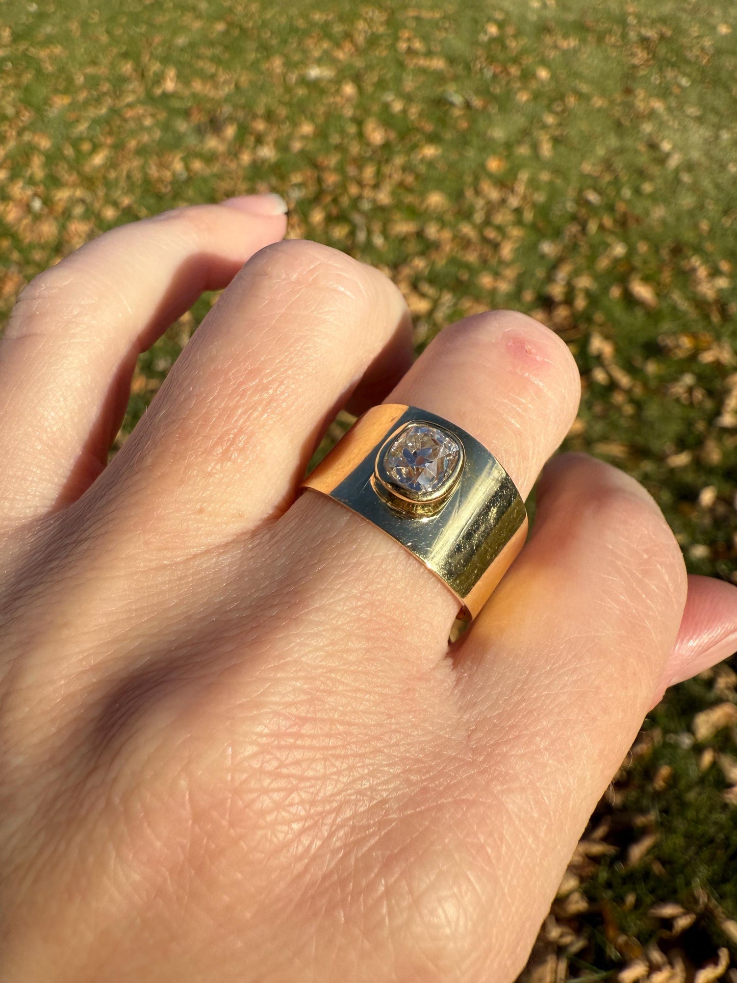 CHUNKY 1 Carat Old Mine Cut DIAMOND X Wide Cigar Band 8.5g 18k Gold Solid Ring Stacker Bezel Set Solitaire Sturdy Tapered Shimmer