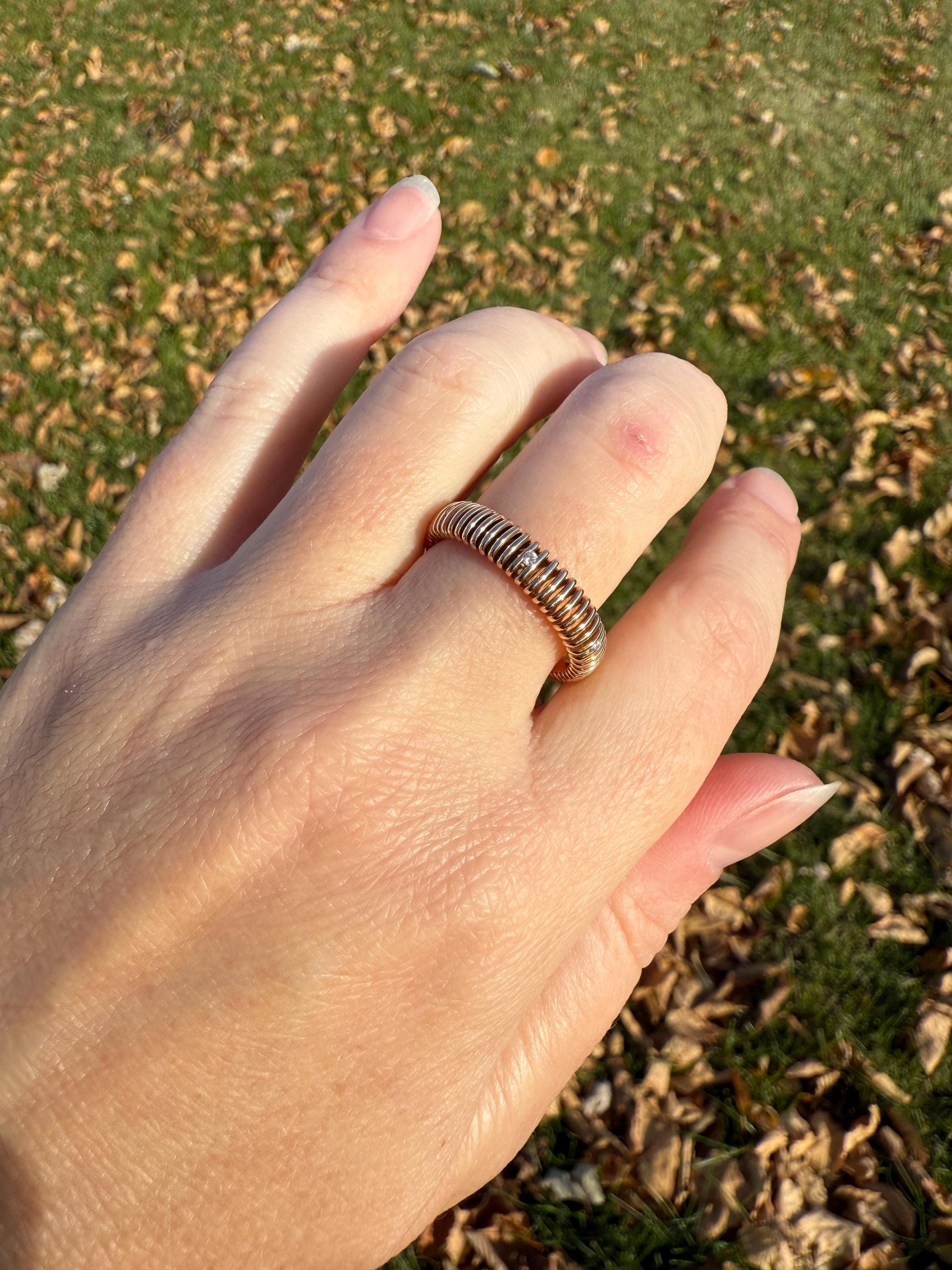 Coiled "Spring" Diamond Comfort Fit DONUT Band 4.1g 18k Rose Gold Vintage Textured Stacker Wedding Eternity Ring Chunky Tube Ribbed Retro