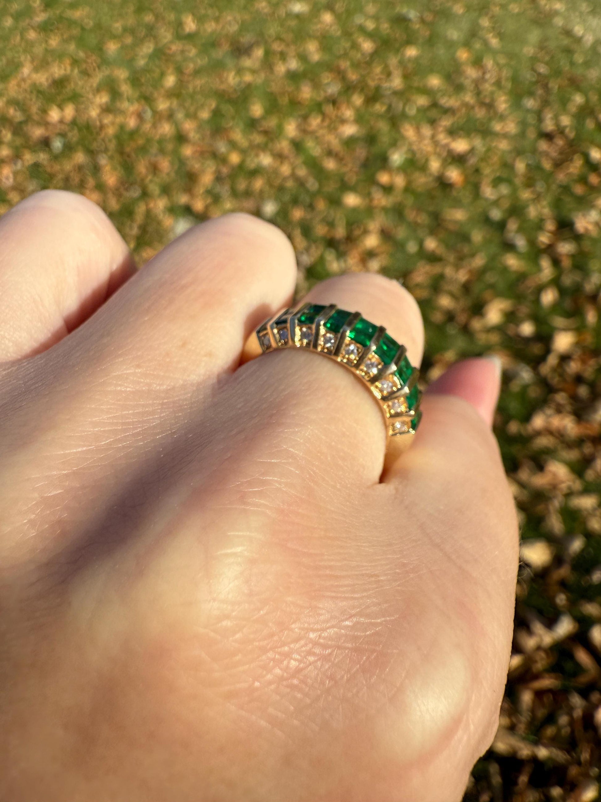 Vintage Square Cut Natural EMERALD Diamonds Edged BAND 14k Gold Solid Ring Retro Lined Stacker Crown Vibrant Green Sparkle