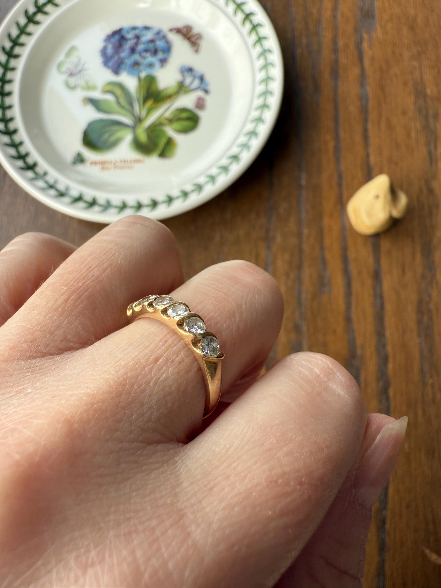 Vintage 18k Gold Solid Eye Clean .72 Carat Six Stone Older Brilliant Cut Diamond Stacker Band Ring Swirl Bezel