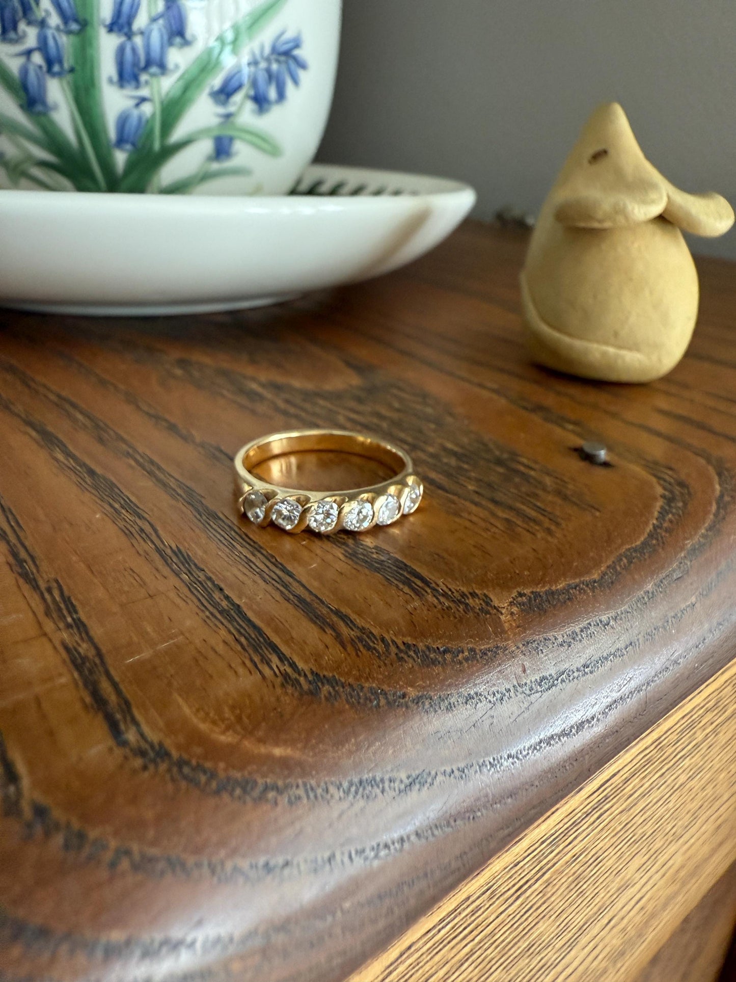 Vintage 18k Gold Solid Eye Clean .72 Carat Six Stone Older Brilliant Cut Diamond Stacker Band Ring Swirl Bezel