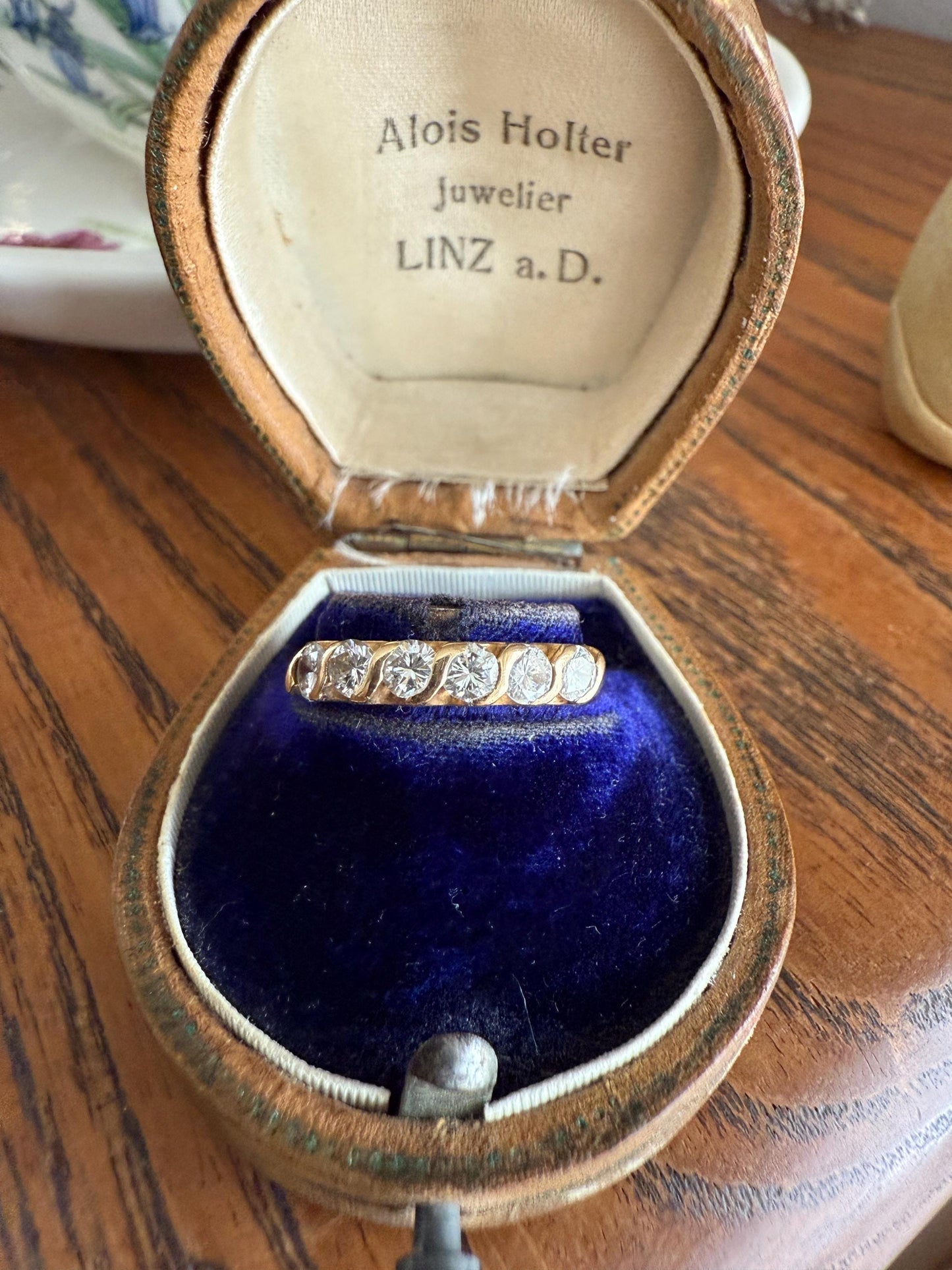 Vintage 18k Gold Solid Eye Clean .72 Carat Six Stone Older Brilliant Cut Diamond Stacker Band Ring Swirl Bezel