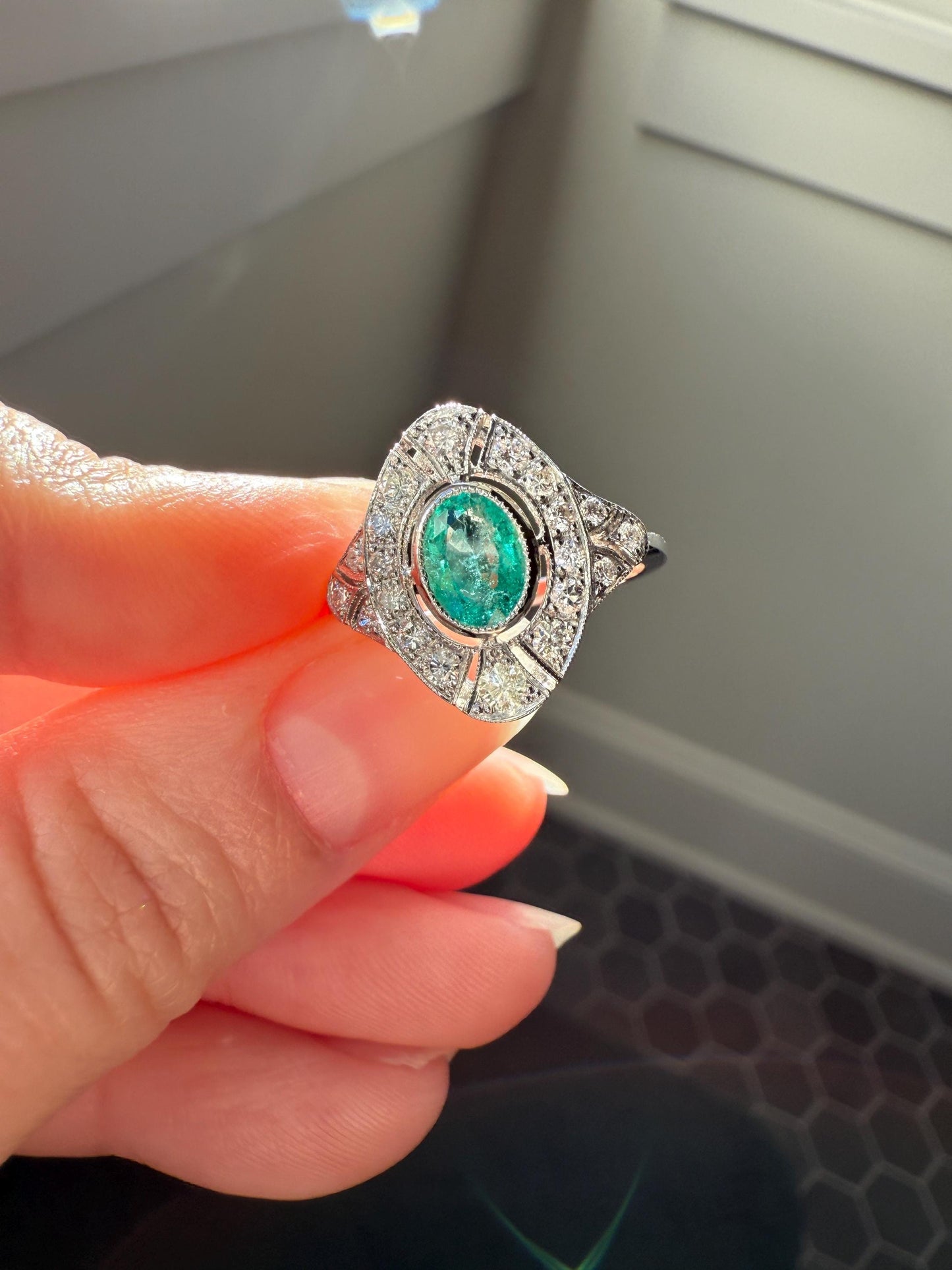 EMERALD Vintage Art Deco 1.6 Carat 20 Transitional & Brilliant Cut DiAMOND Platinum Shield Panel Ring Geometric Green Stacker