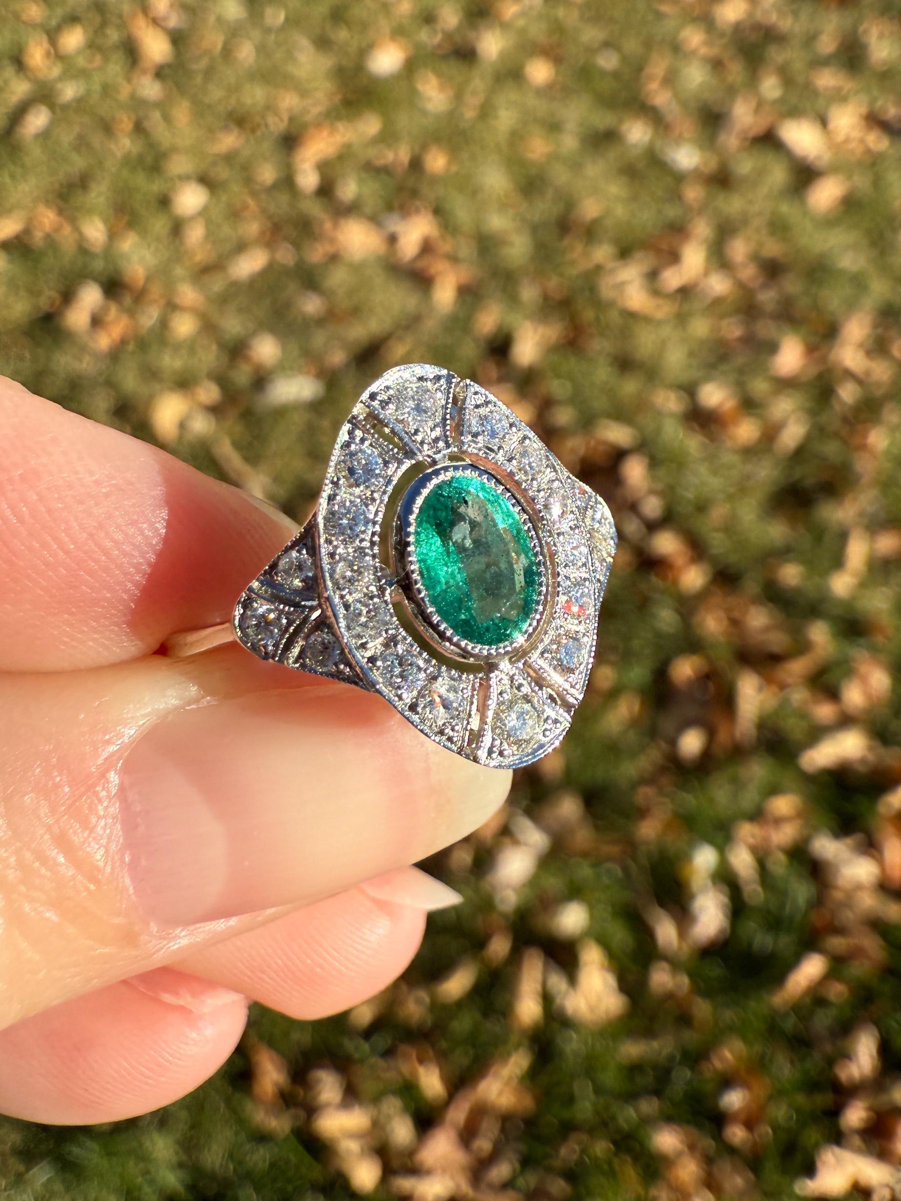 EMERALD Vintage Art Deco 1.6 Carat 20 Transitional & Brilliant Cut DiAMOND Platinum Shield Panel Ring Geometric Green Stacker