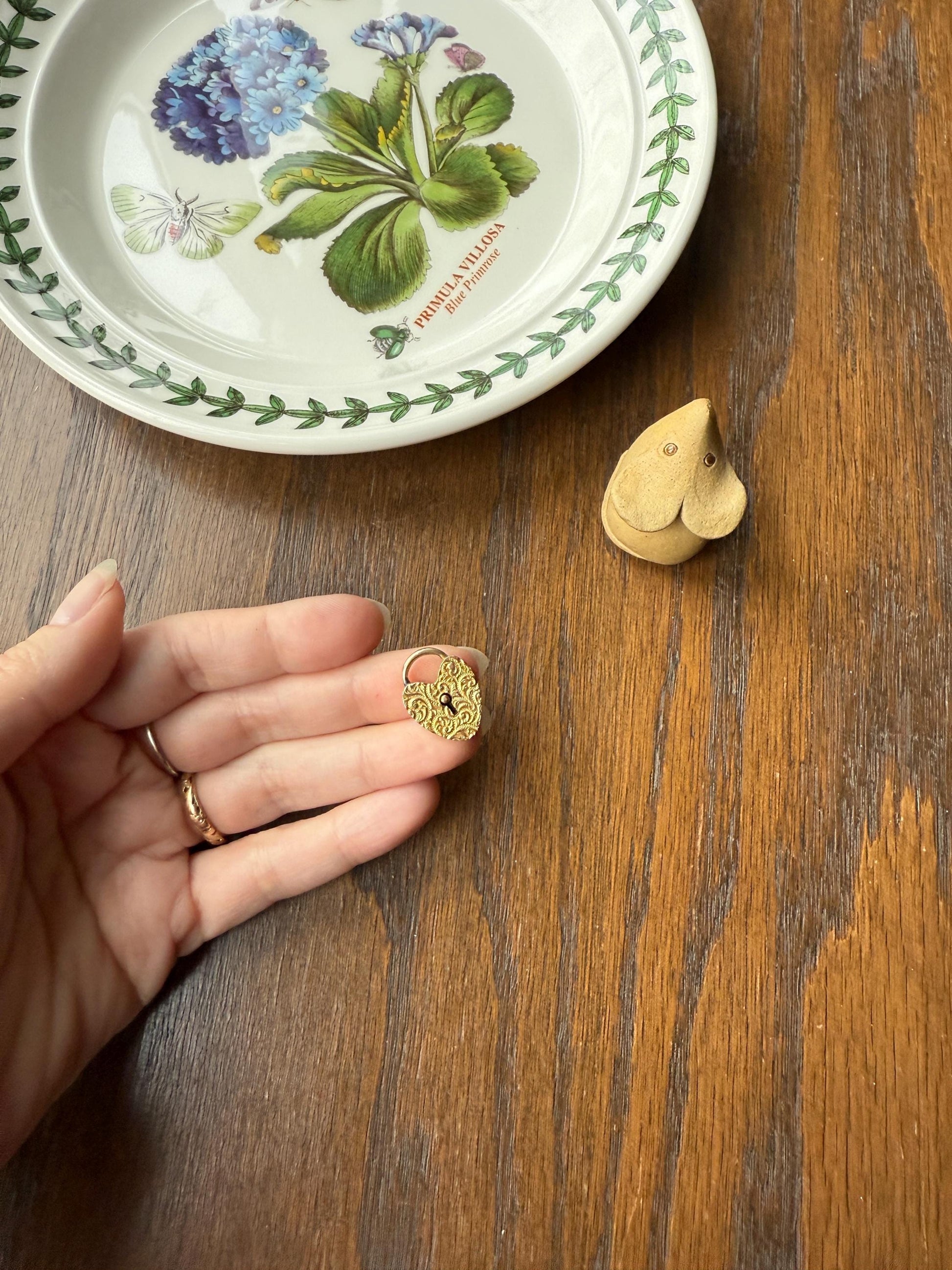 Alice's HEART PADLOCK Pendant from Val in 1895 Victorian Dated Engraved Ornate Embossed Pendant Charm Figural Romantic Gift Connector 3D