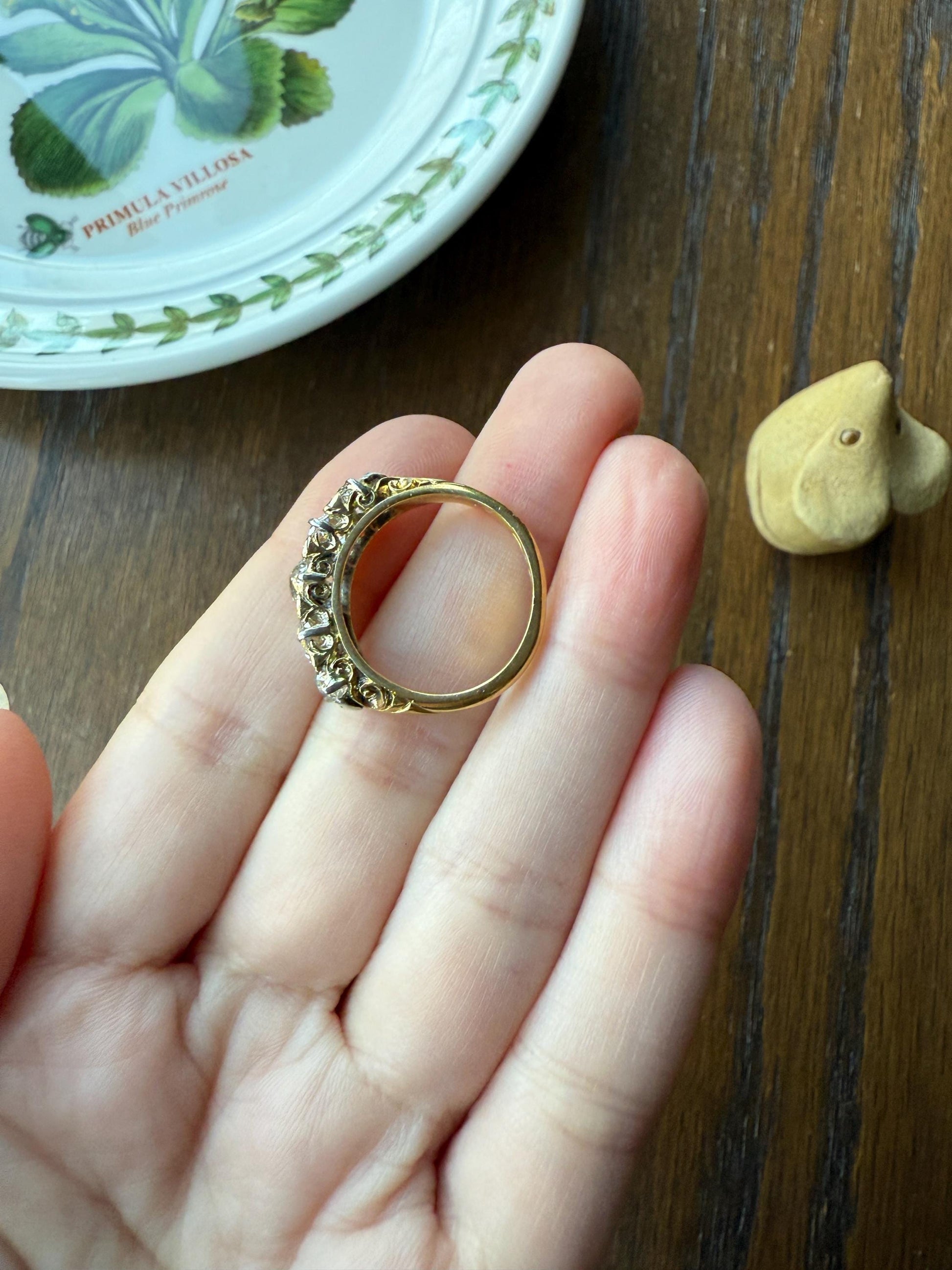 Victorian 2.75 Carats Antique Old Mine Cut Diamond Five Stone Ring Gemset Prong Spacers 18k Gold Rare Chunky Ornate Band