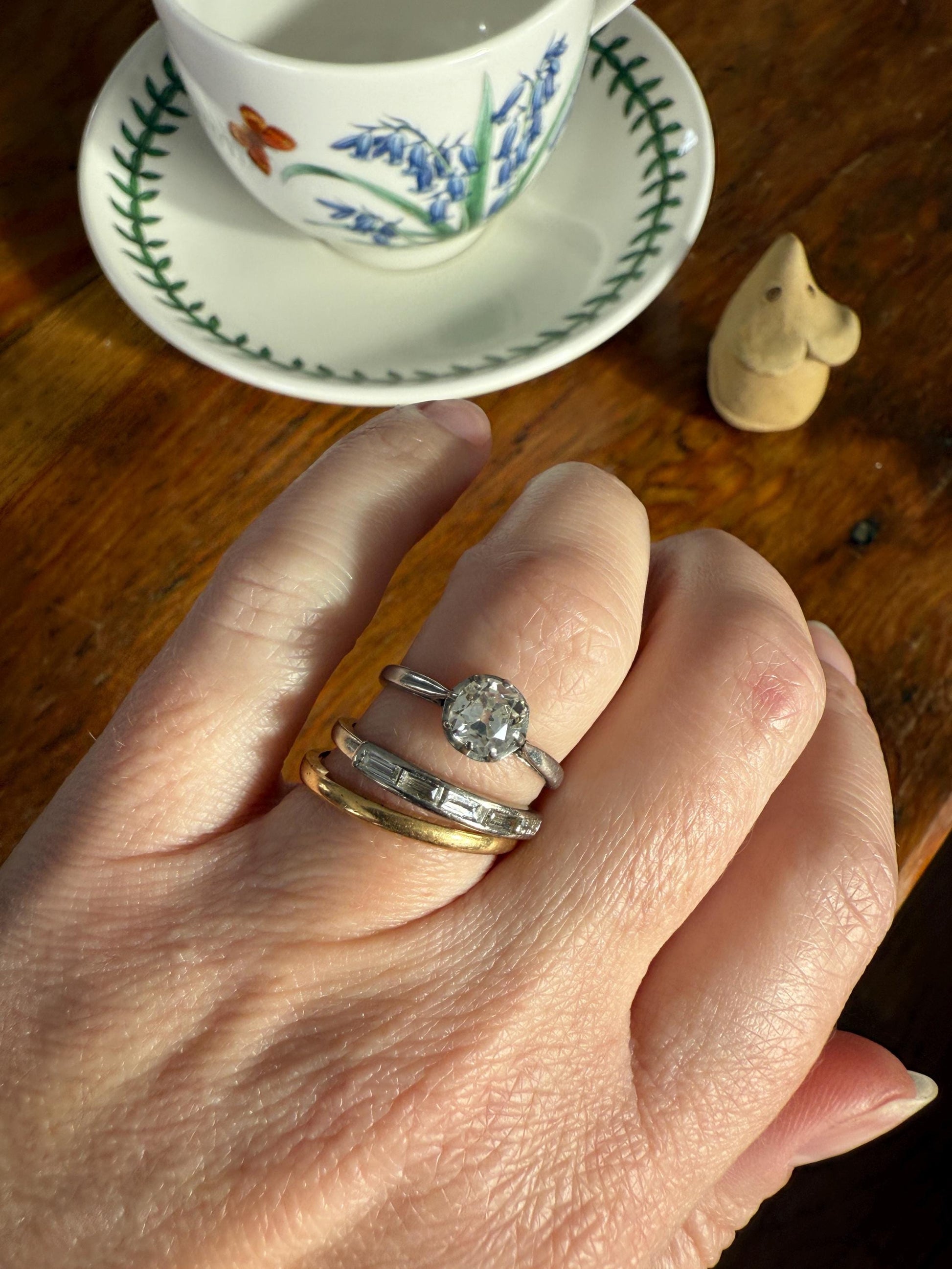 Vintage 18k White Gold Solid Eye Clean East West Five Stone Baguette Diamond Ring Skinny Stacker Band