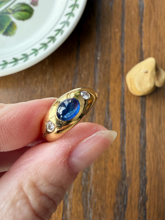 Velvety Natural SAPPHIRE East West Oval Three Stone Diamond Ring Gypsy Band 18k Gold Solid Stacker French Vintage Chunky Dome Blue Glow