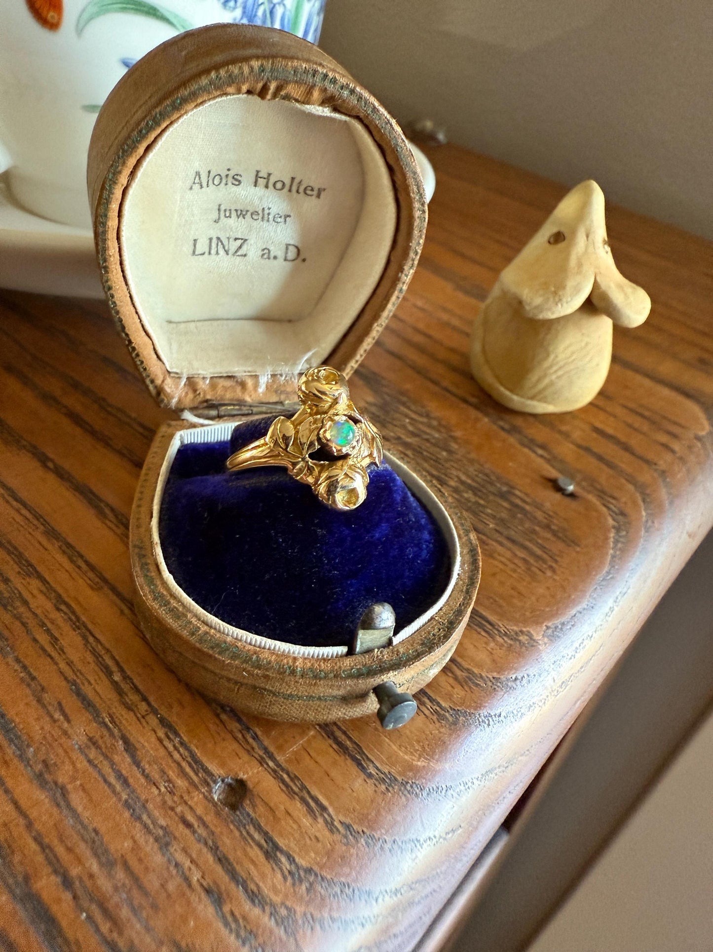 French Antique Figural ROSE Leaf Bud Opal 18k Gold Ring Floral Art Nouveau Belle Epoque Romantic Gift Flower Sweet Stacker