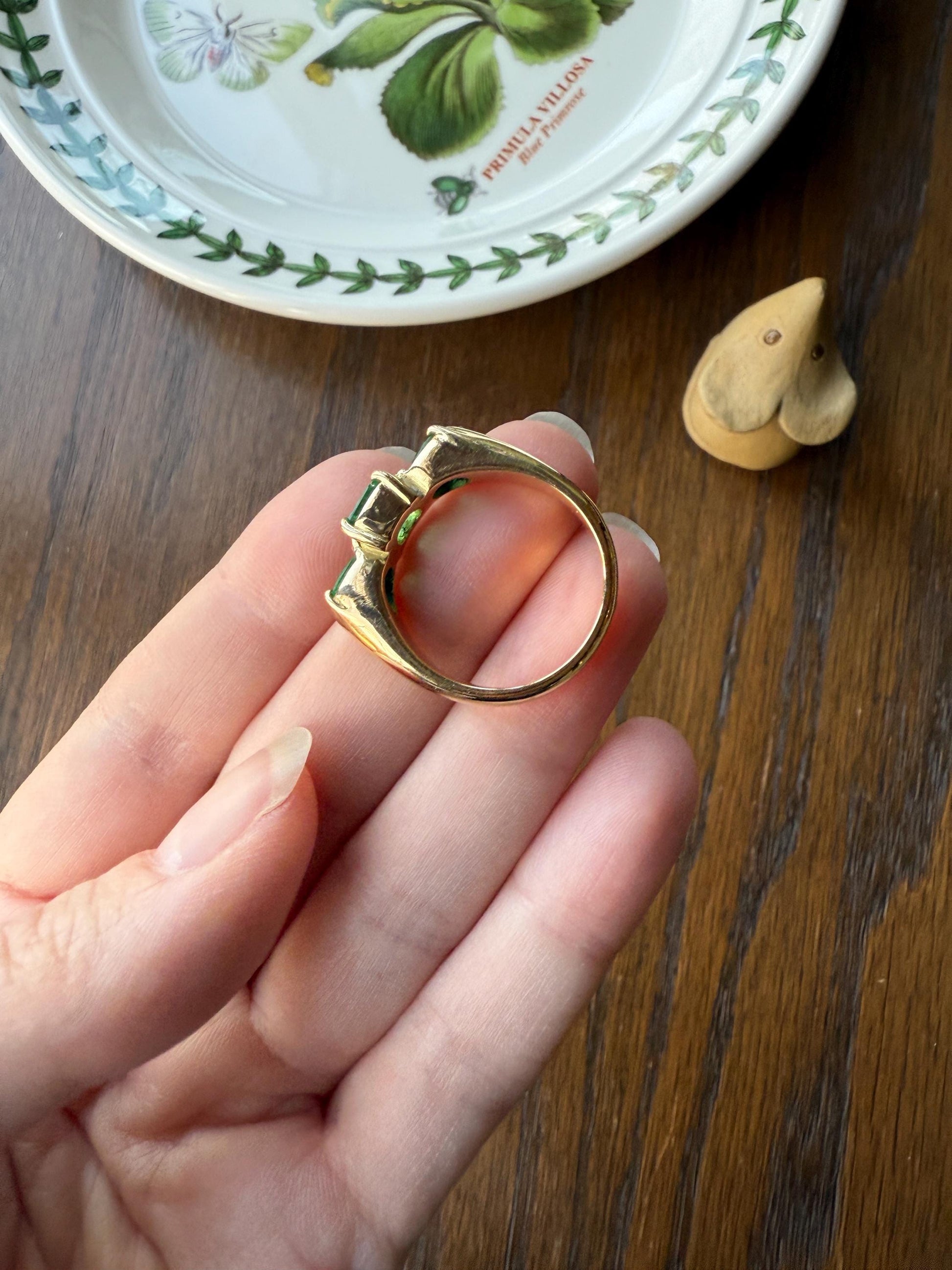 HEAVY Green EMERALD Chunky Vintage Three Stone Ring French 12g 18k Gold Wide Band Natural Oval & Emerald Cut Geometric Unique Retro