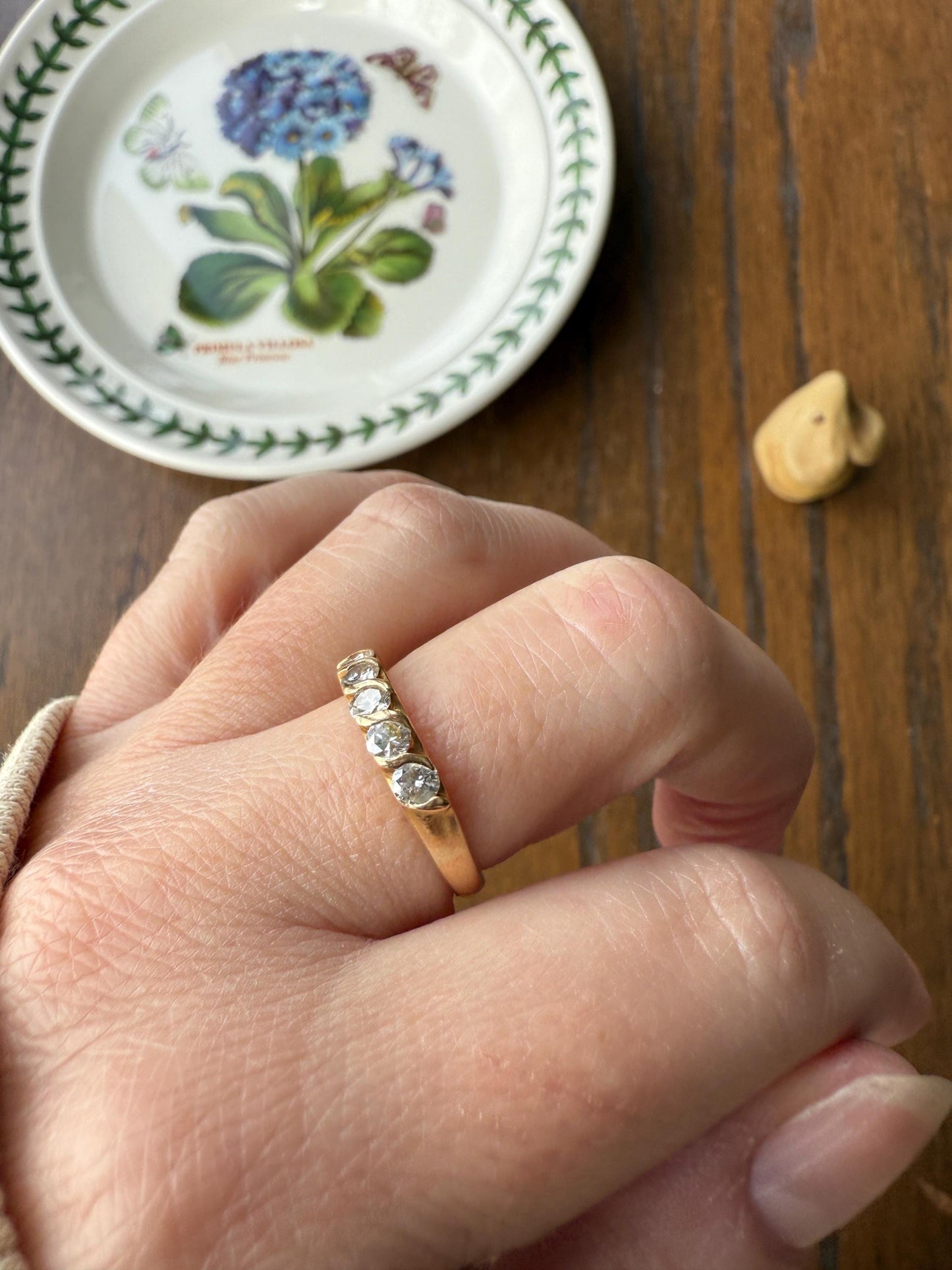 Vintage 18k Gold Solid Eye Clean .72 Carat Six Stone Older Brilliant Cut Diamond Stacker Band Ring Swirl Bezel