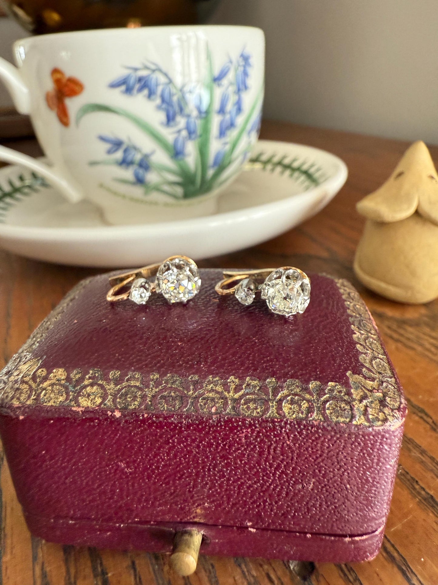 BOXED Antique 1.5 Carat Tdw Old Mine Cut Diamond Earrings 18k Gold French Victorian Dangle Dormeuse Gift Belle Epoque Bridal Something Old