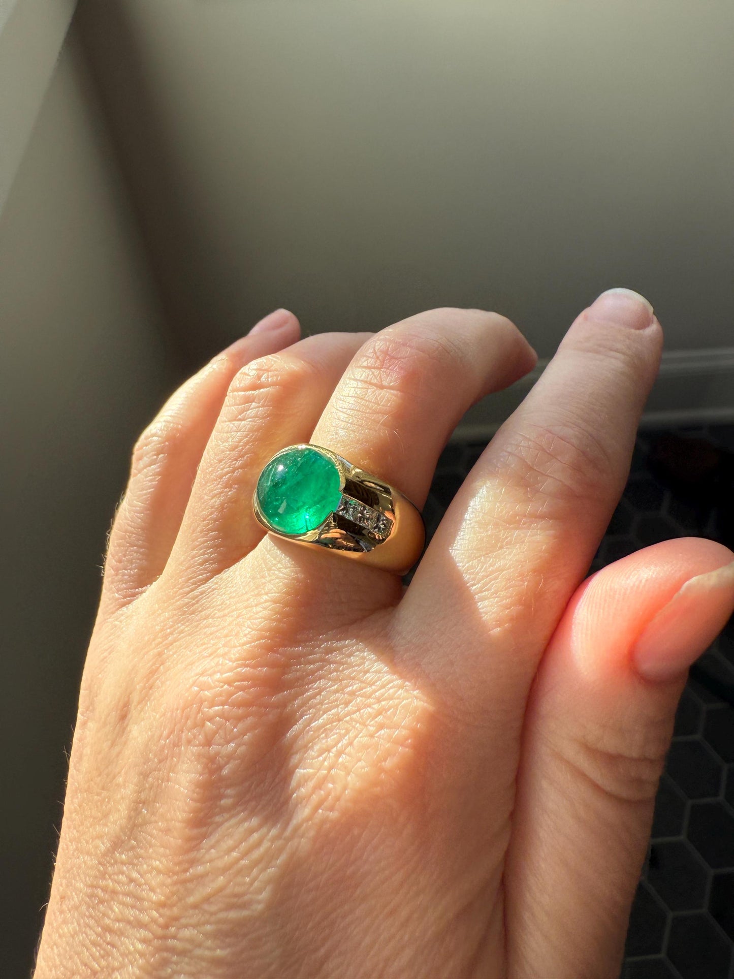Chunky Green EMERALD East West Green Dome Princess Cut DIAMOND 11g 18k Gold Gypsy Ring French Wide Band Natural Geometric Unique Heavy