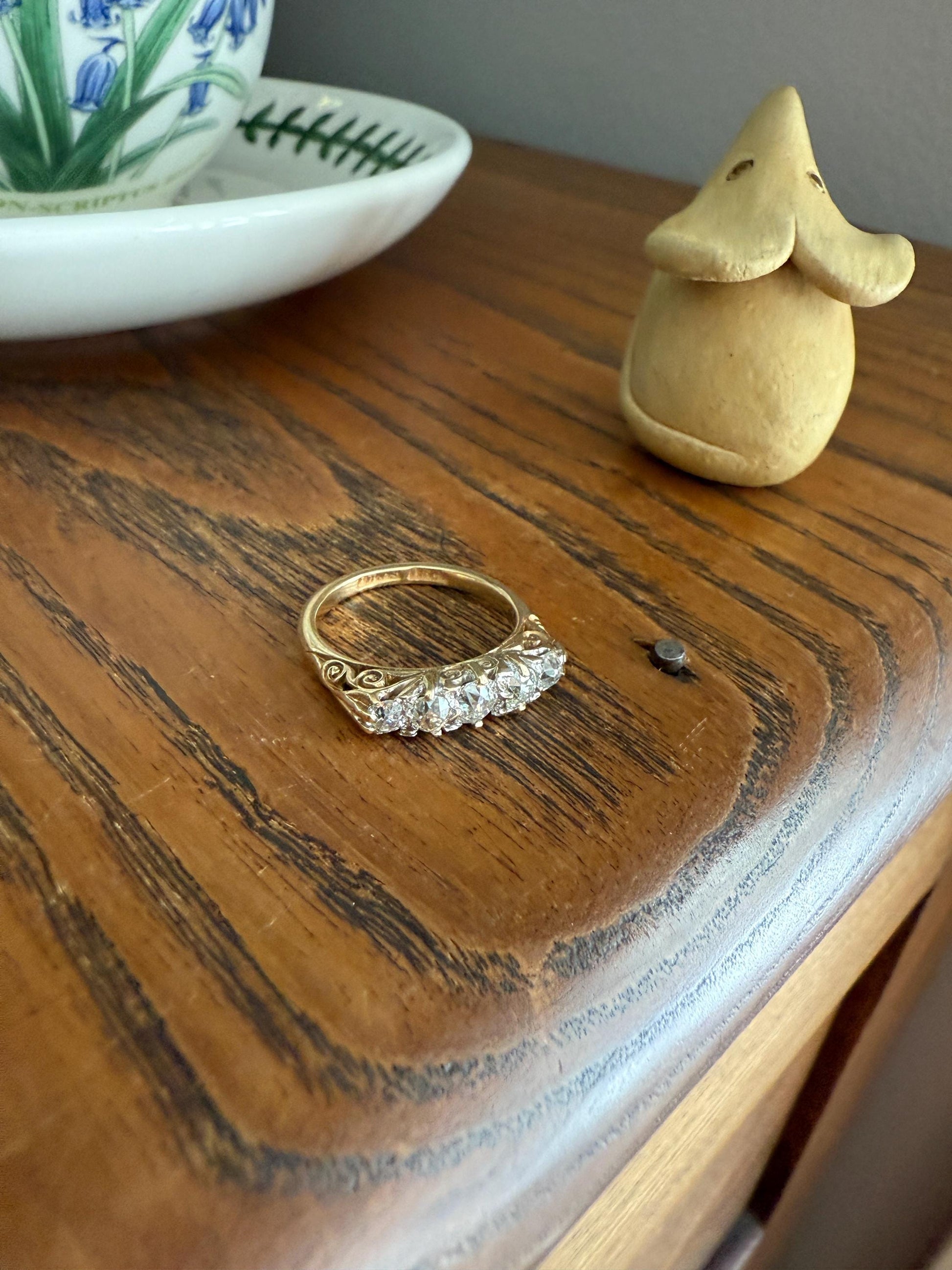 Antique Old Mine Cut DIAMOND One Carat Five Stone Skinny Band Ring 18k Gold Scrolled Victorian Stacker Wedding OMC