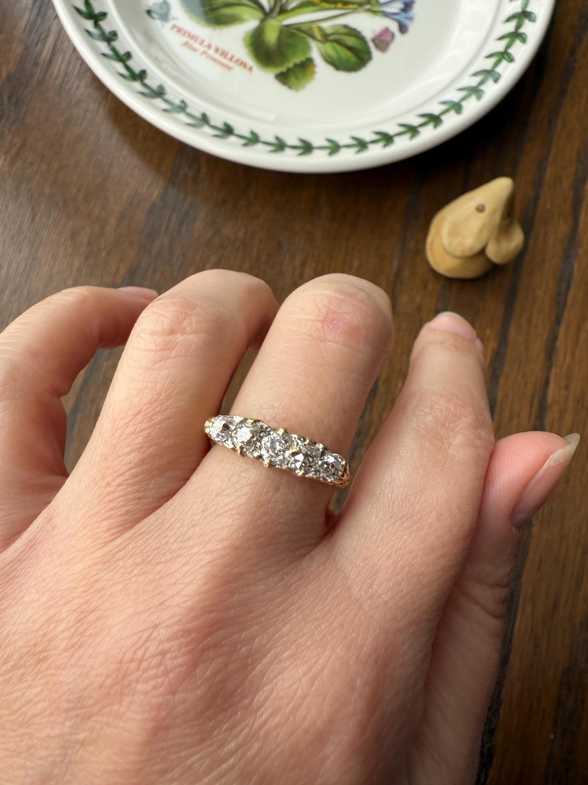 Antique Old Mine Cut DIAMOND One Carat Five Stone Skinny Band Ring 18k Gold Scrolled Victorian Stacker Wedding OMC