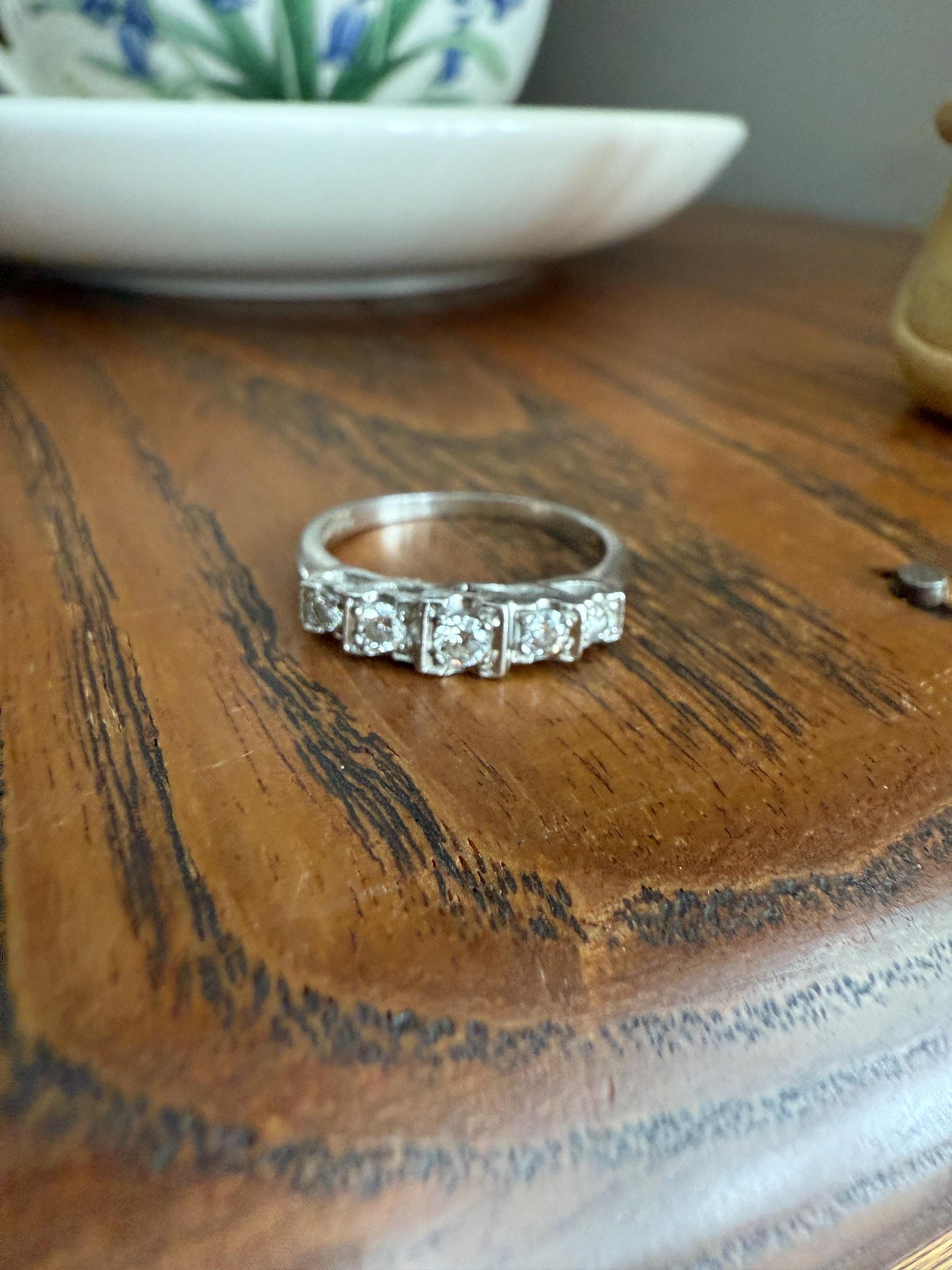 Vintage Five Stone .85 Carat Older Brilliant Cut DIAMOND Ring Stepped Squares Platinum Stacker Art Deco Geometric Band Tall Splay
