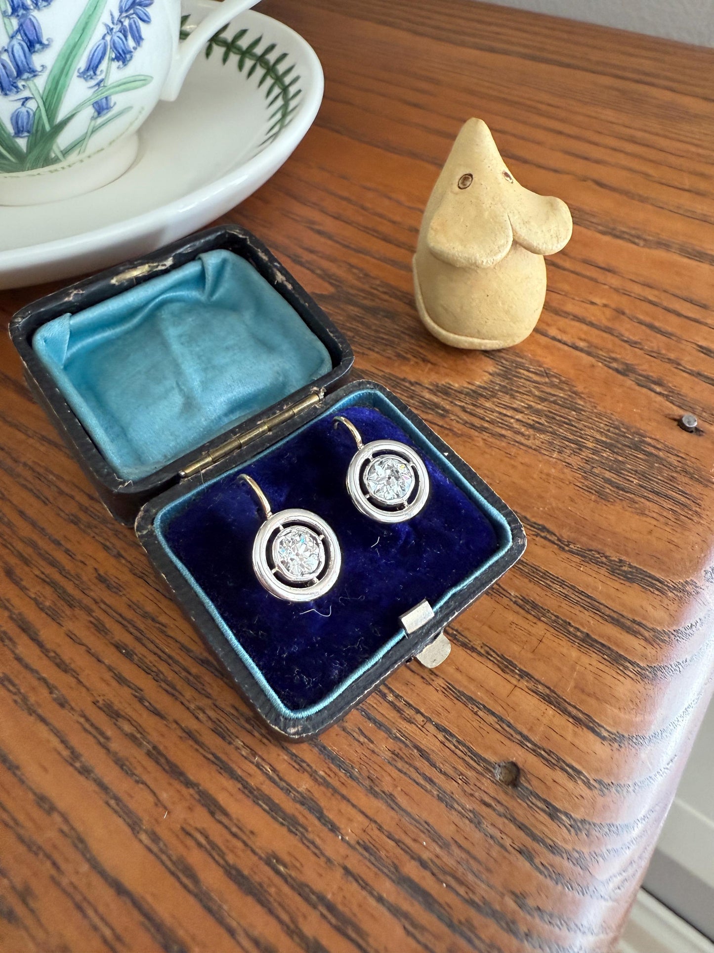 Boxed Antique Eye Clean 1.85 Carat Old Mine Cut DIAMOND Dormeuse Earrings Bezel Set in Circle Halo 17k Gold Silver Dangle Bullseye Gift 18k