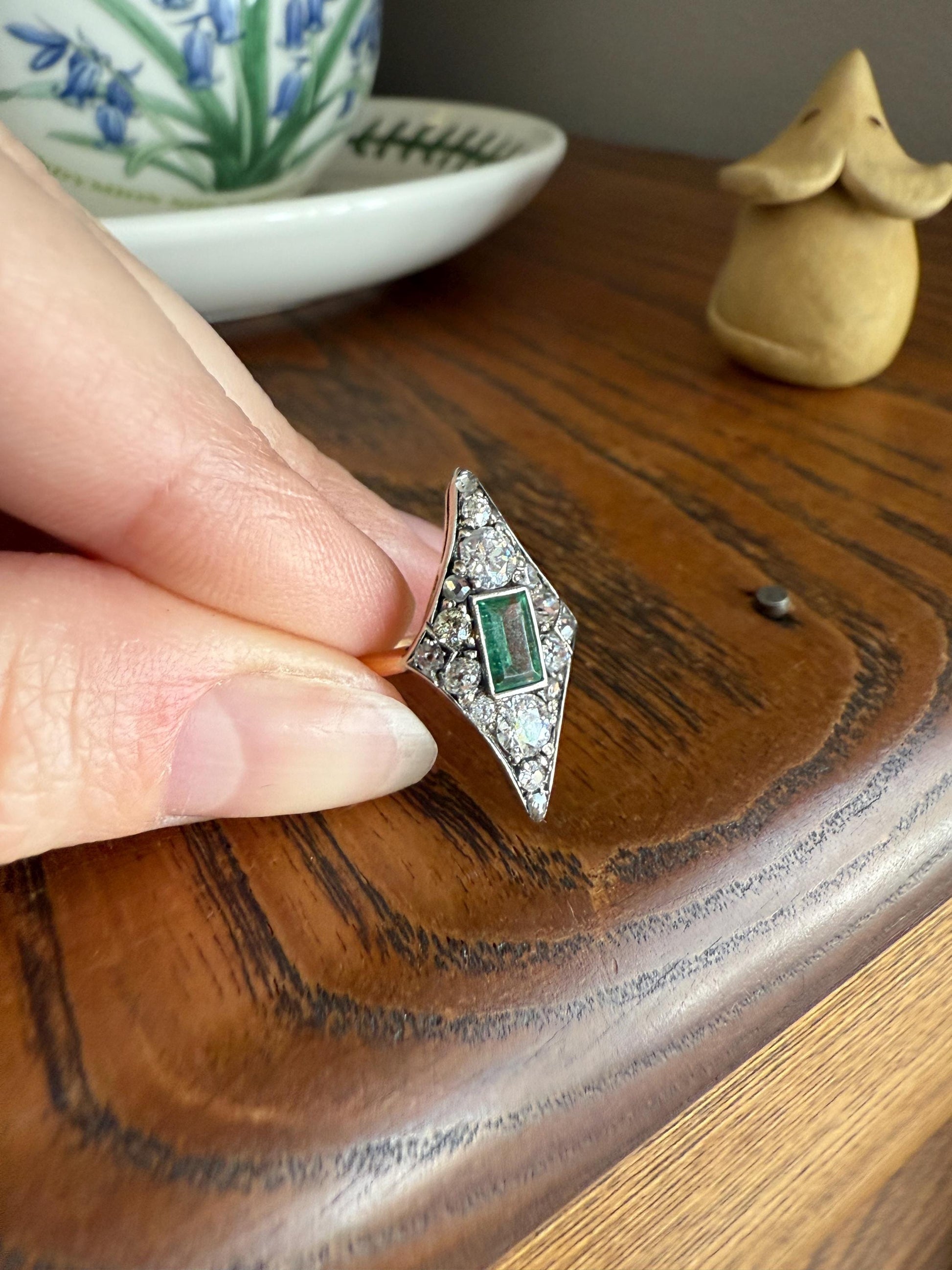 Dramatic Kite Shaped Panel Ring Green Natural Emerald 1 Carat Mixed Old Cut Diamonds Mine Rose Cluster 18k Gold & Platinum c1922 Art Deco