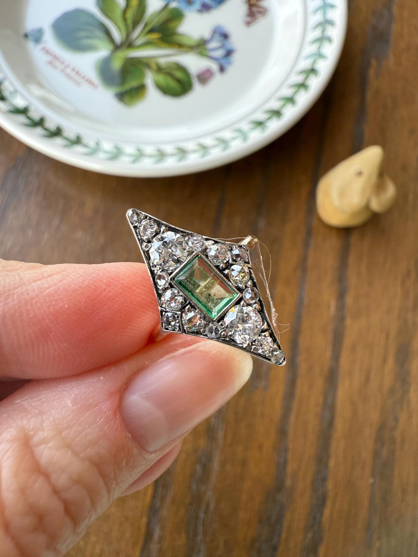 Dramatic Kite Shaped Panel Ring Green Natural Emerald 1 Carat Mixed Old Cut Diamonds Mine Rose Cluster 18k Gold & Platinum c1922 Art Deco