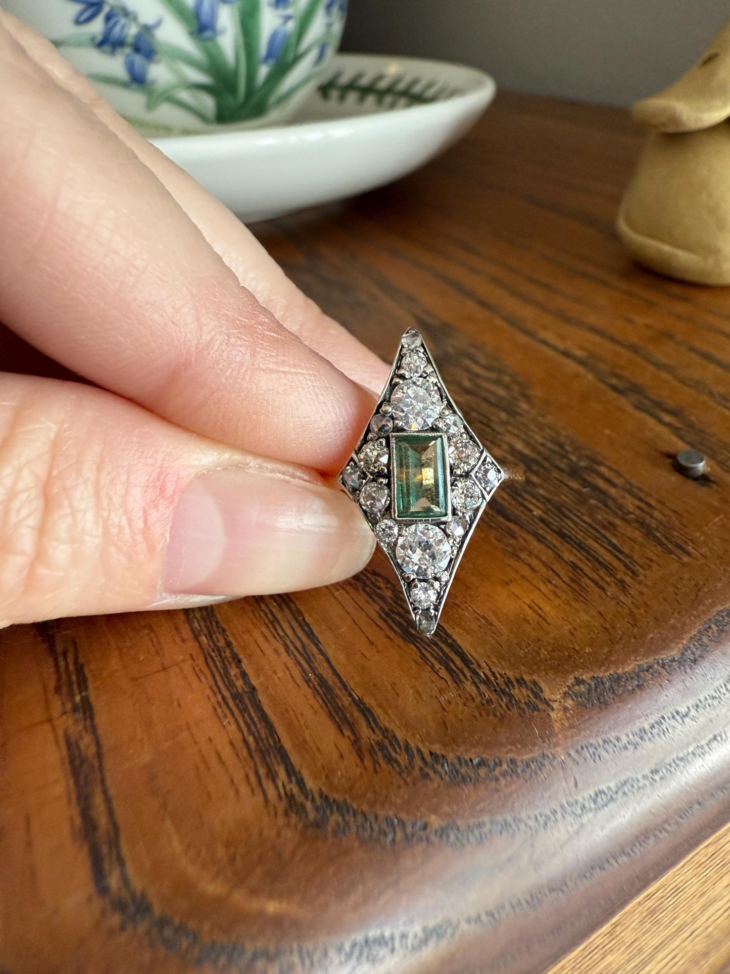 Dramatic Kite Shaped Panel Ring Green Natural Emerald 1 Carat Mixed Old Cut Diamonds Mine Rose Cluster 18k Gold & Platinum c1922 Art Deco