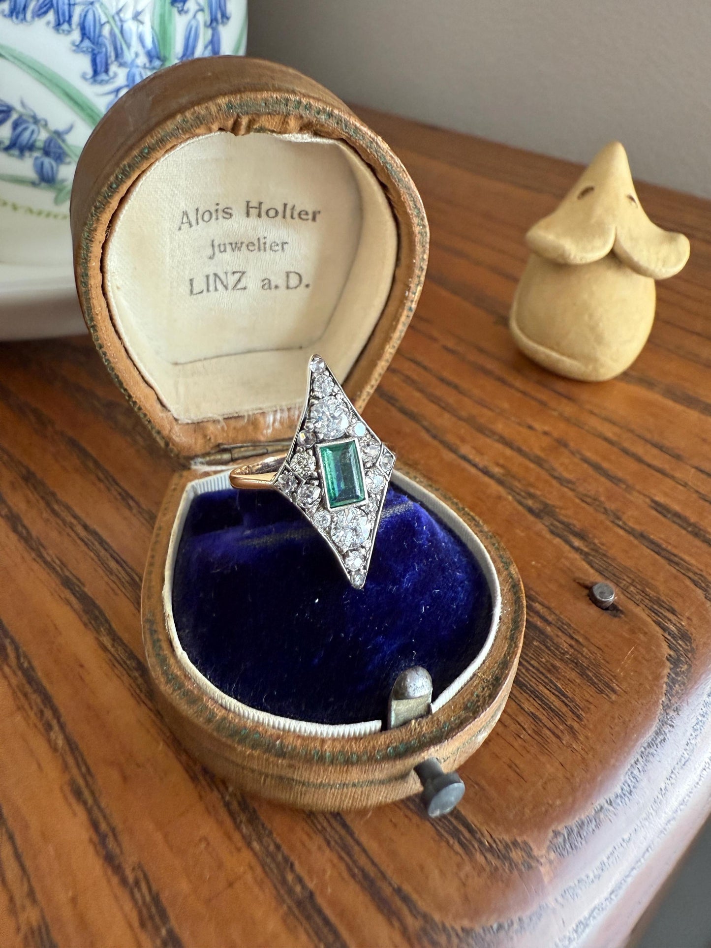 Dramatic Kite Shaped Panel Ring Green Natural Emerald 1 Carat Mixed Old Cut Diamonds Mine Rose Cluster 18k Gold & Platinum c1922 Art Deco