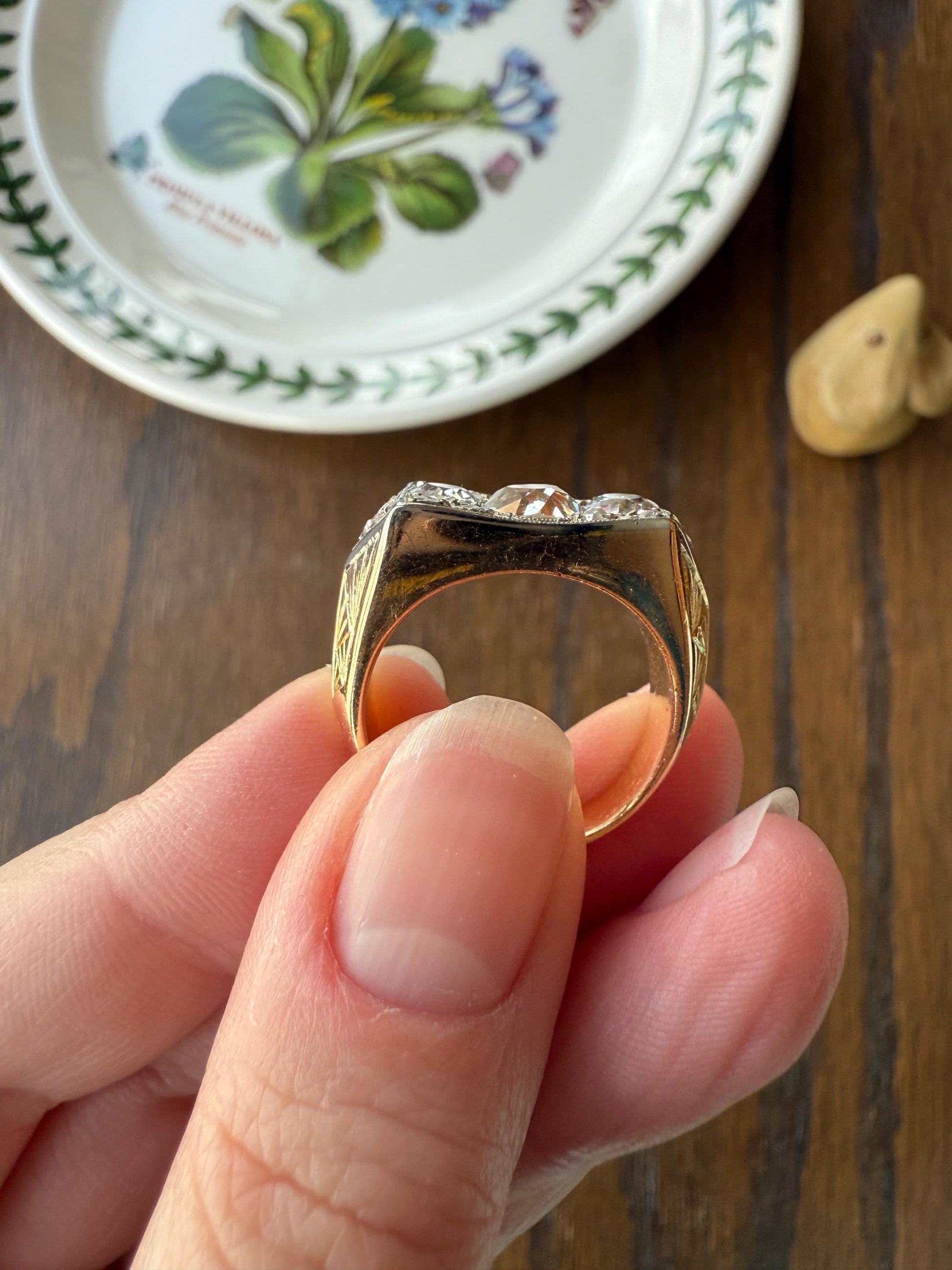 HEAVY French Antique 2 CARATS Old Mine Cut DIAMOND Chunky Tank Ring 14.6g 18k Gold Engraved Flared Geometric Rectangular Art Deco Omc