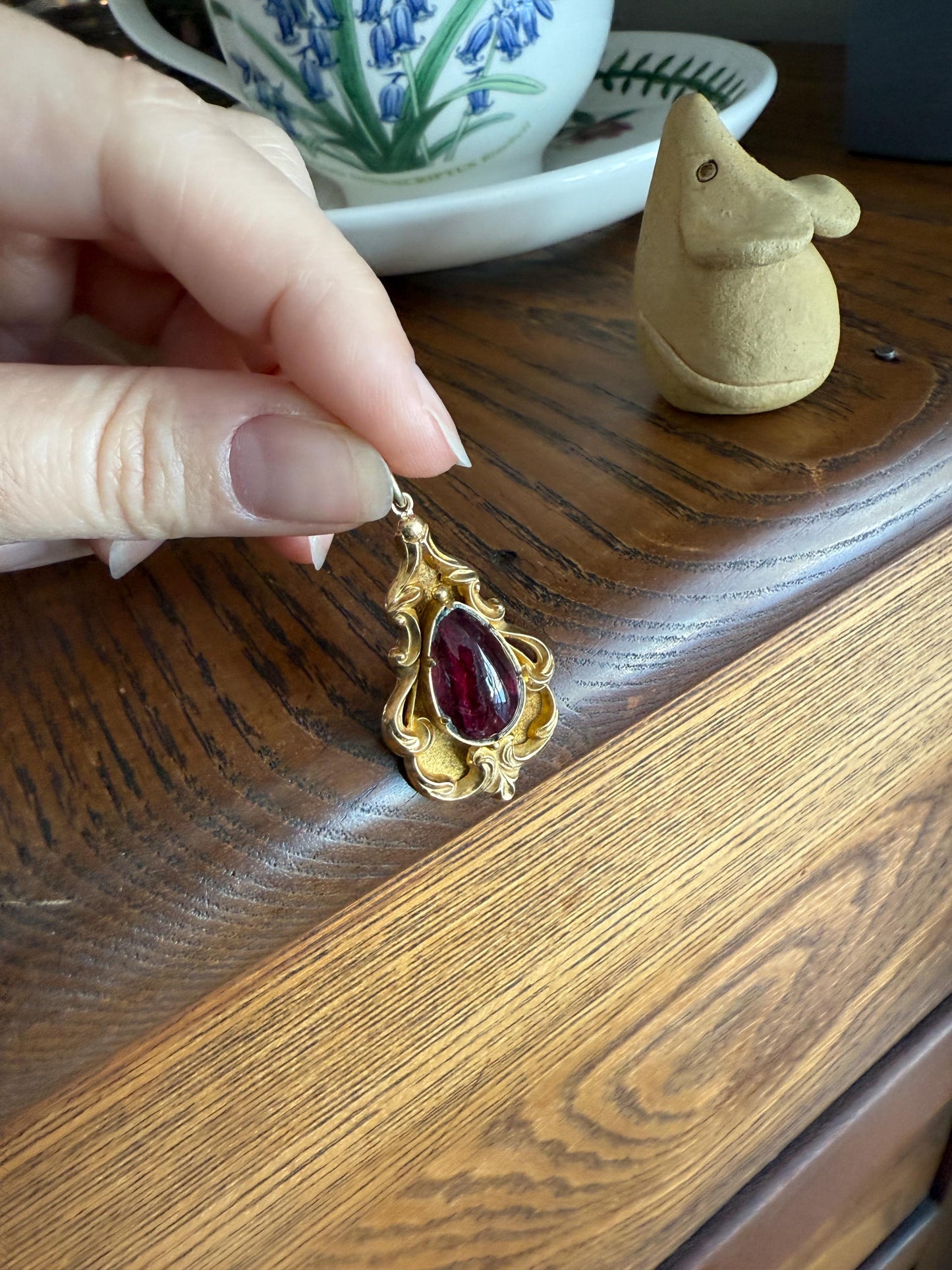 Juicy Victorian Antique Crimson Red Pear Natural Garnet 18k Gold Scrolled Teardrop Pendant Ornate Inner Glow