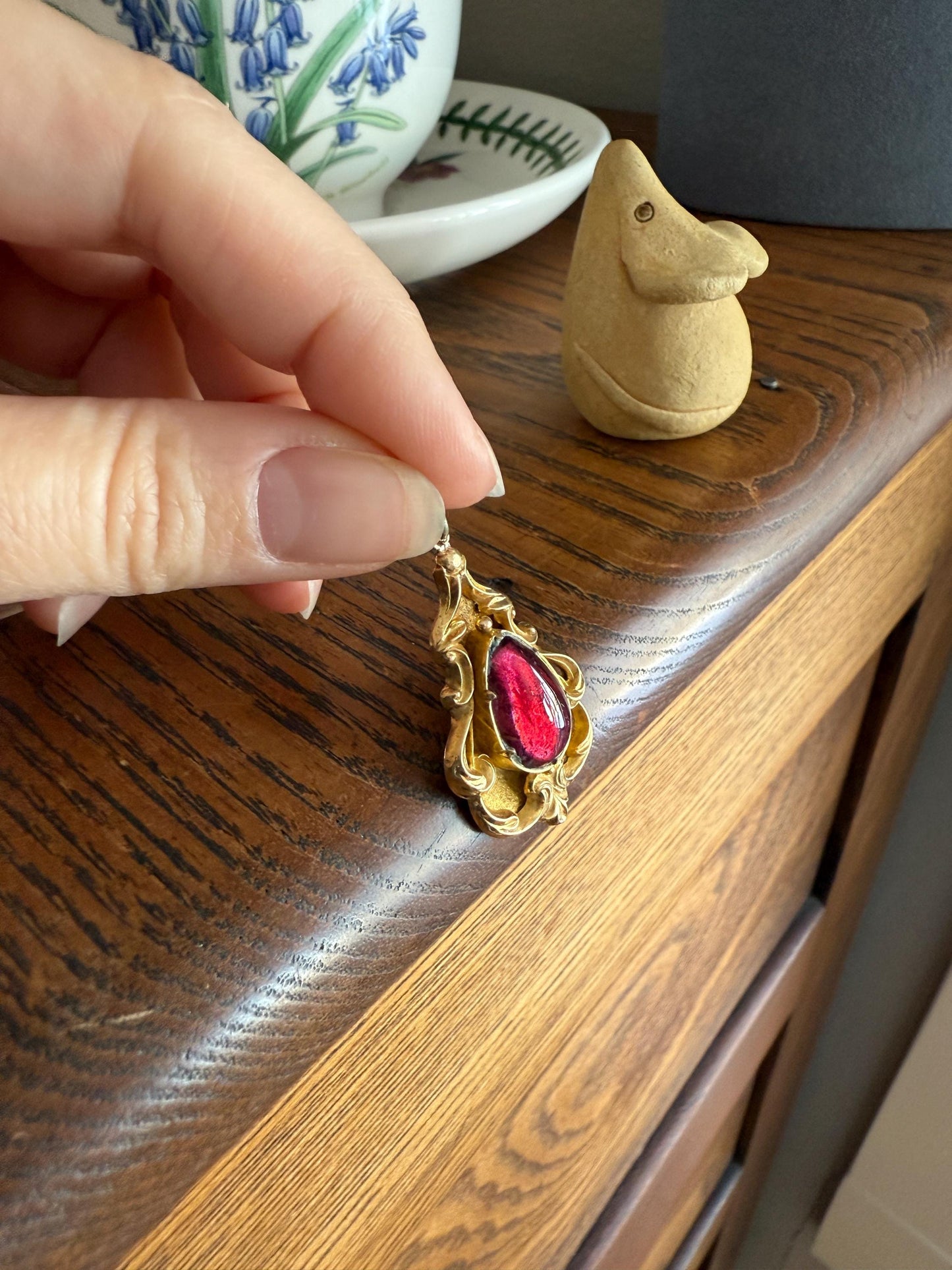 Juicy Victorian Antique Crimson Red Pear Natural Garnet 18k Gold Scrolled Teardrop Pendant Ornate Inner Glow