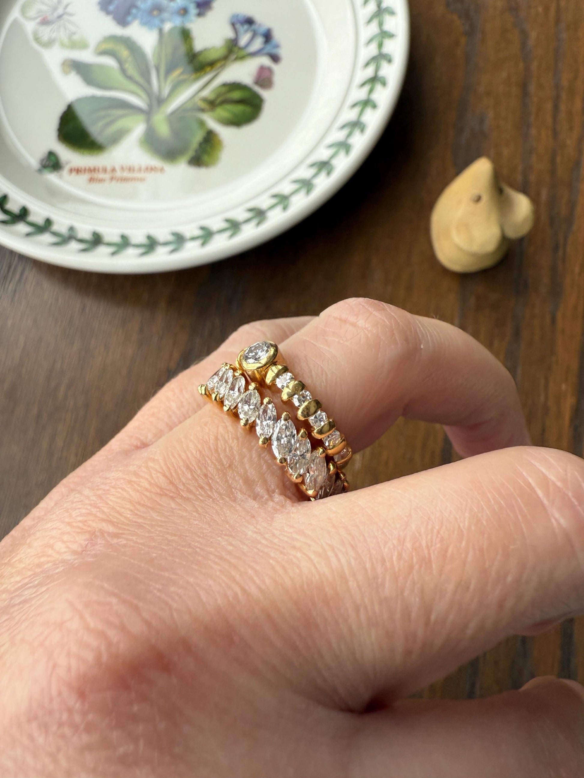 Vintage 18k Gold Diamond Bubble Band Stacker Ring Bezel Set with Accents Eleven Stone