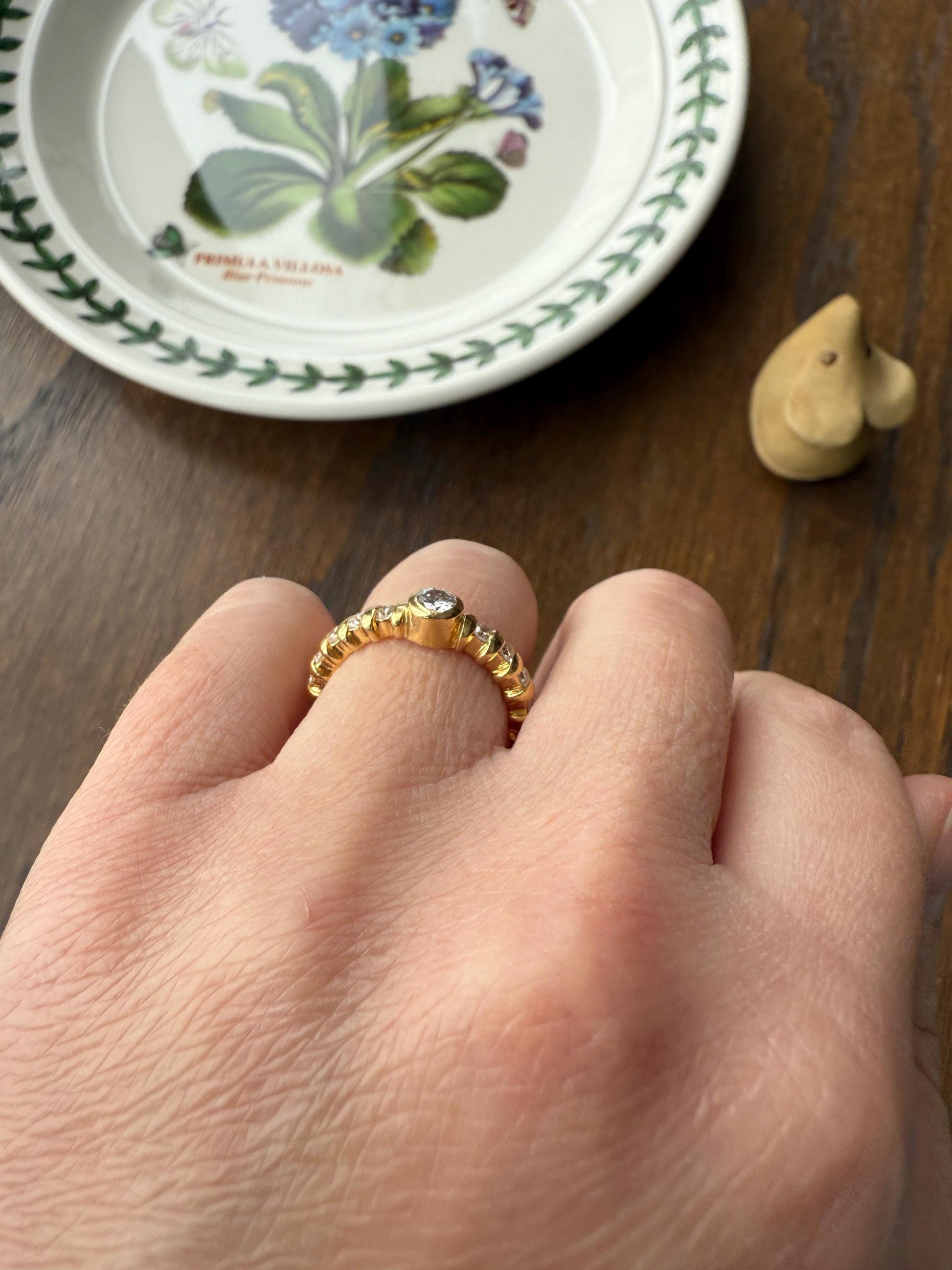 Vintage 18k Gold Diamond Bubble Band Stacker Ring Bezel Set with Accents Eleven Stone