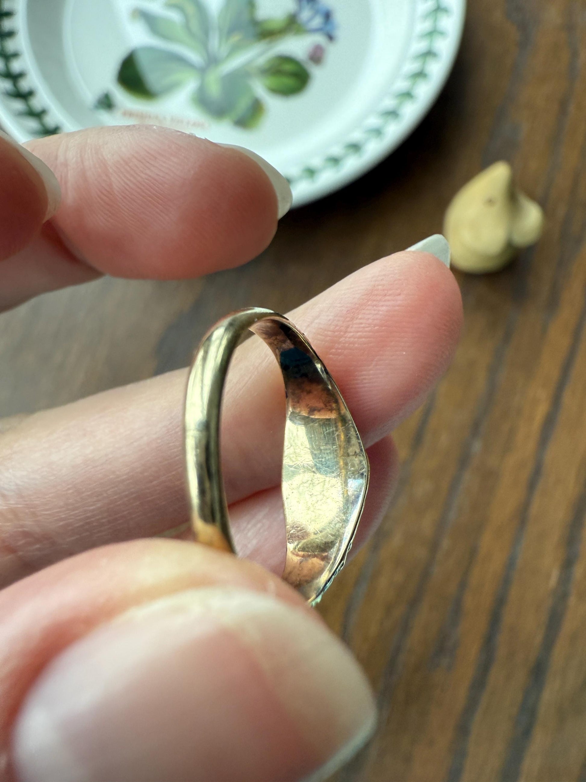 Antique Old Mine Cut DIAMOND Swirl Embossed Georgian ANTIQUE Ring Warm Pale Yellow Stone 14k Gold Silver Collet Band Stacker Solitaire Gift