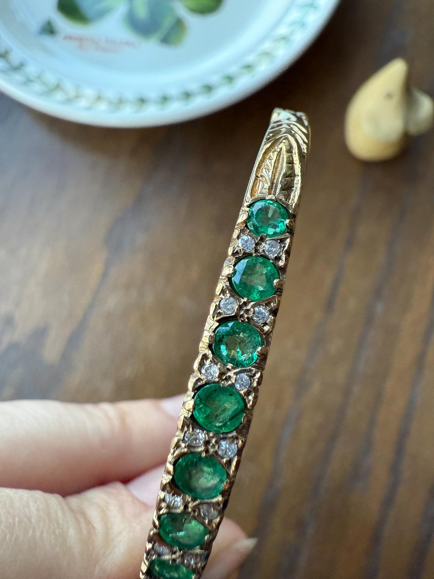Antique Green Natural EMERALD Single Cut Diamond Hinged Bangle Bracelet 9k Gold Victorian Edwardian Ornate Swirls Not 10k