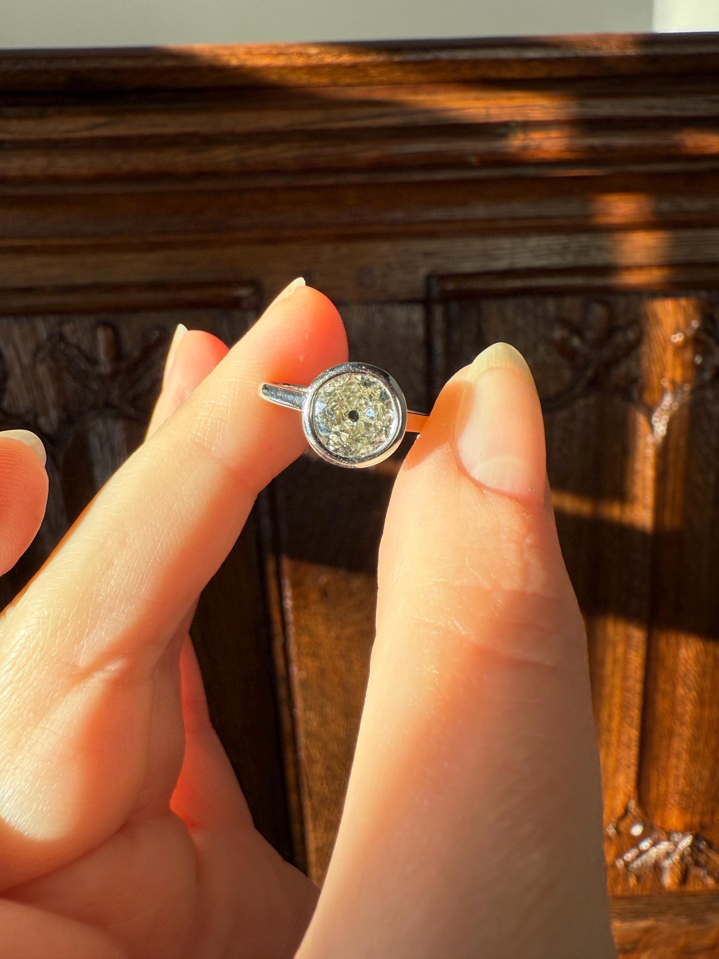 SPREADY Vintage 1.1 Carat Old Mine Cut DIAMOND Bezel Set Ring Art Deco Stacker Band 18k White Gold Solitaire Geometric Engagement