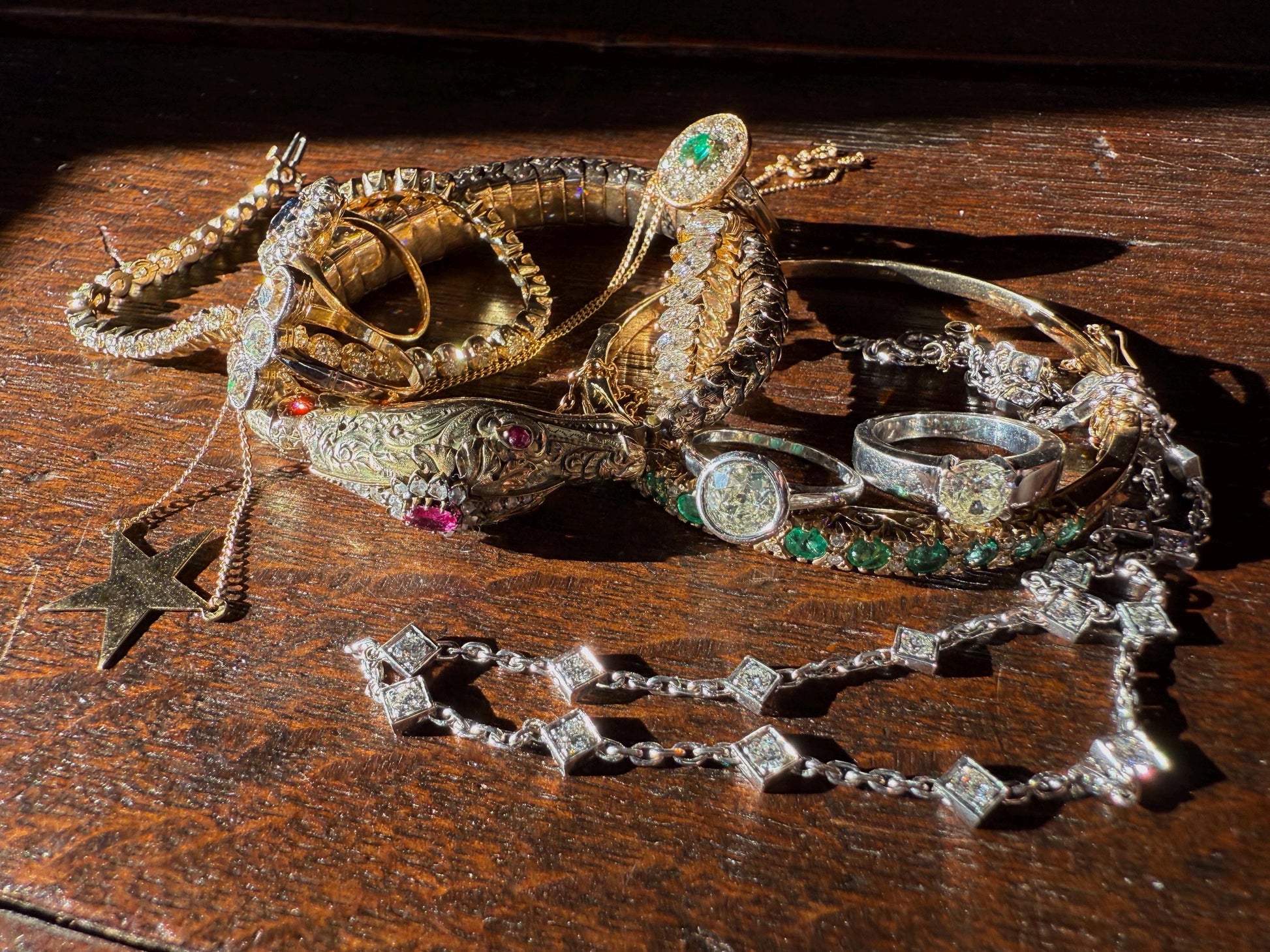 SPREADY Vintage 1.1 Carat Old Mine Cut DIAMOND Bezel Set Ring Art Deco Stacker Band 18k White Gold Solitaire Geometric Engagement