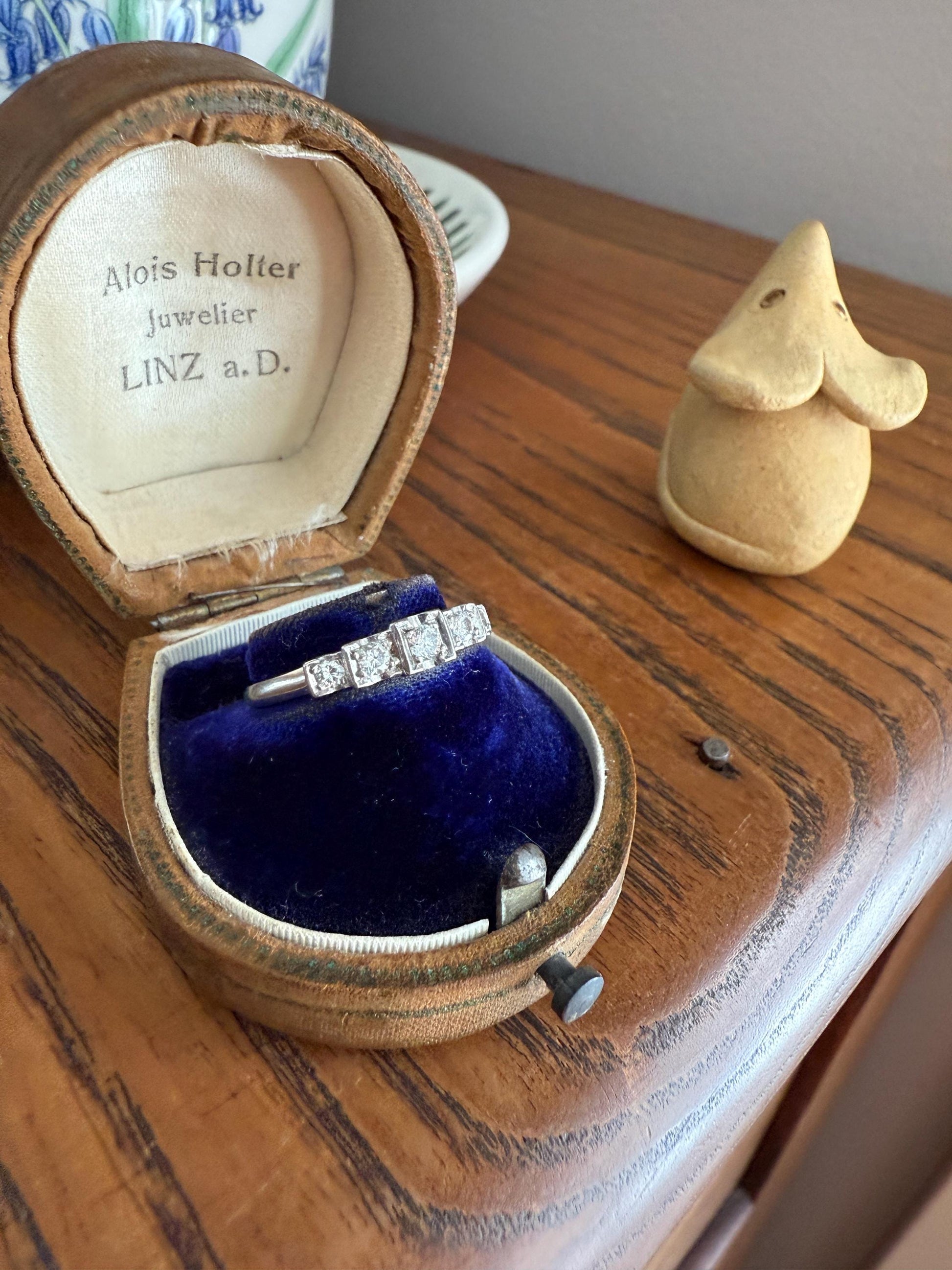 Vintage Five Stone .85 Carat Older Brilliant Cut DIAMOND Ring Stepped Squares Platinum Stacker Art Deco Geometric Band Tall Splay