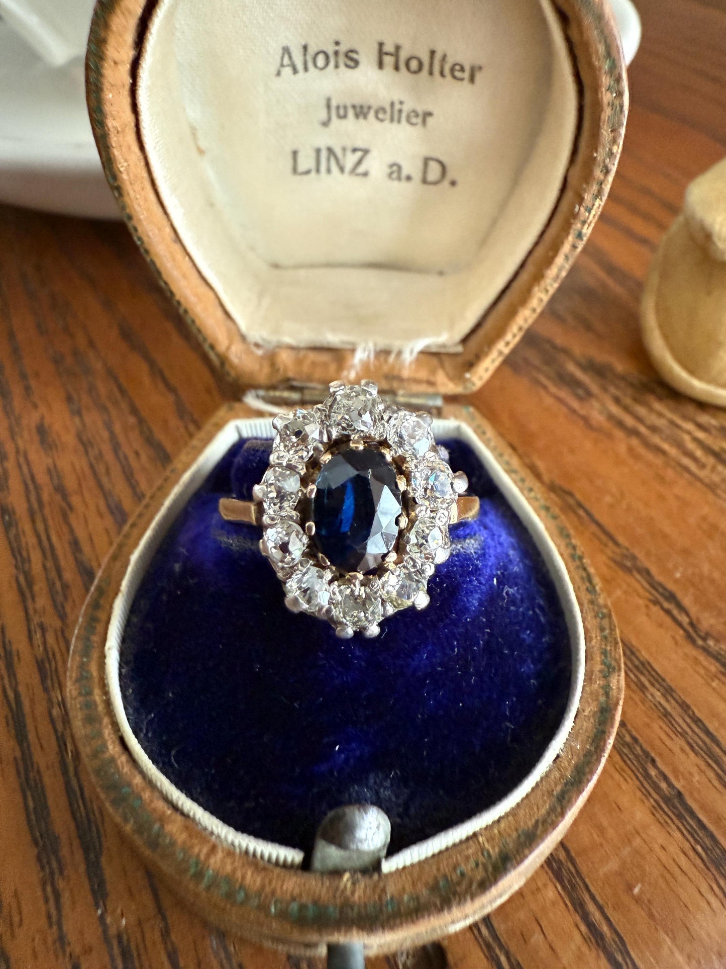 Vintage Natural SAPPHIRE Blue Antique 1.25 Carat Tdw Old Mine Cut DIAMOND Chunky Halo Ring 18k Gold 1.25Ctw OMC