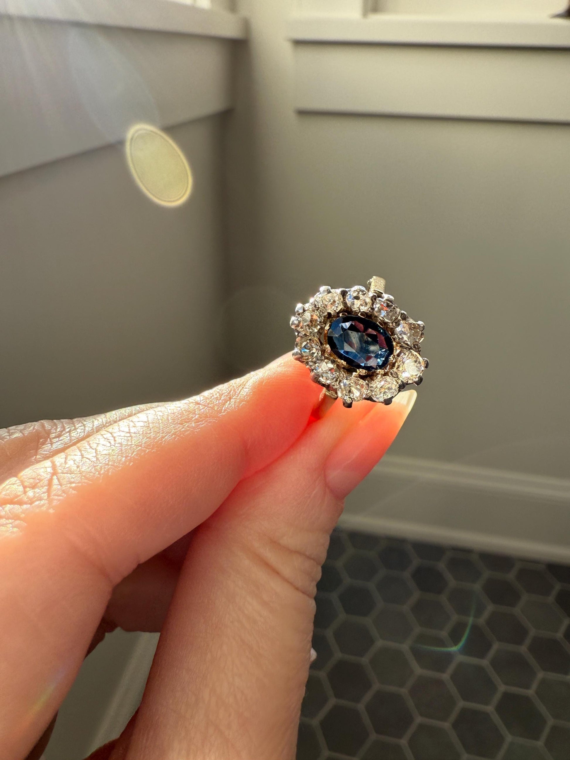 Vintage Natural SAPPHIRE Blue Antique 1.25 Carat Tdw Old Mine Cut DIAMOND Chunky Halo Ring 18k Gold 1.25Ctw OMC