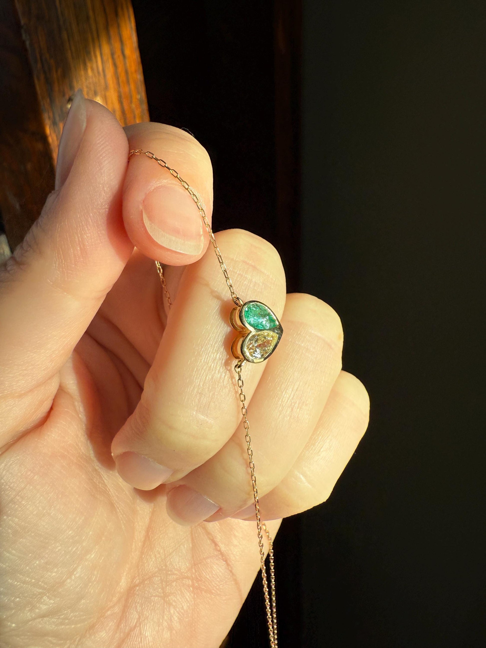 Vintage 18k Gold Fancy Light Yellow PEAR Diamond Natural EMERALD Heart Pendant Toi et Moi Necklace Green Figural Sparkle Fixed Chain
