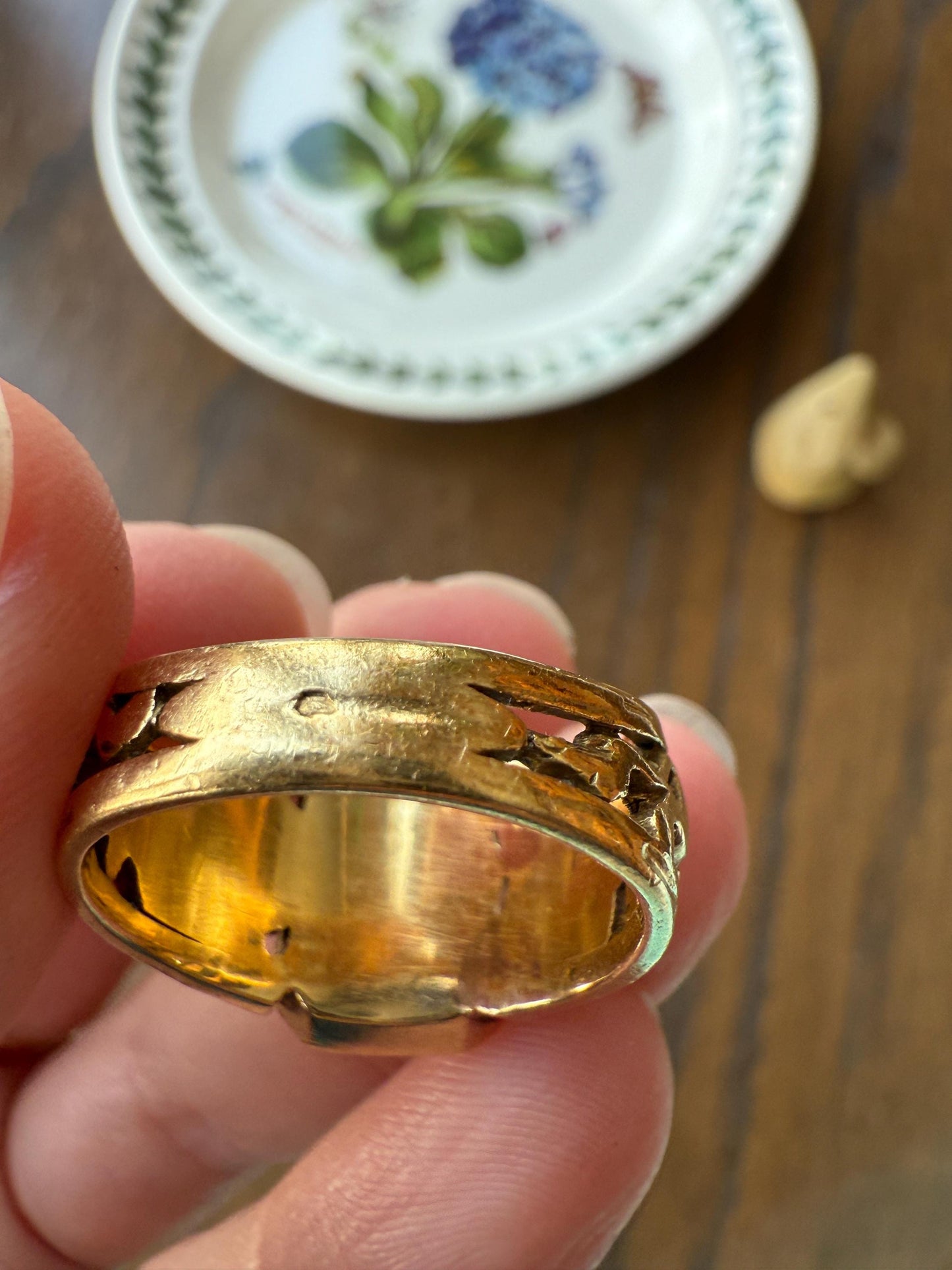 HEAVY Antique LION Chunky SIGNET 15.2g 18k Gold Solid Ring French Figural Animal Head Initial Wax Seal Pb Bp Intaglio Sturdy Band Unisex Man