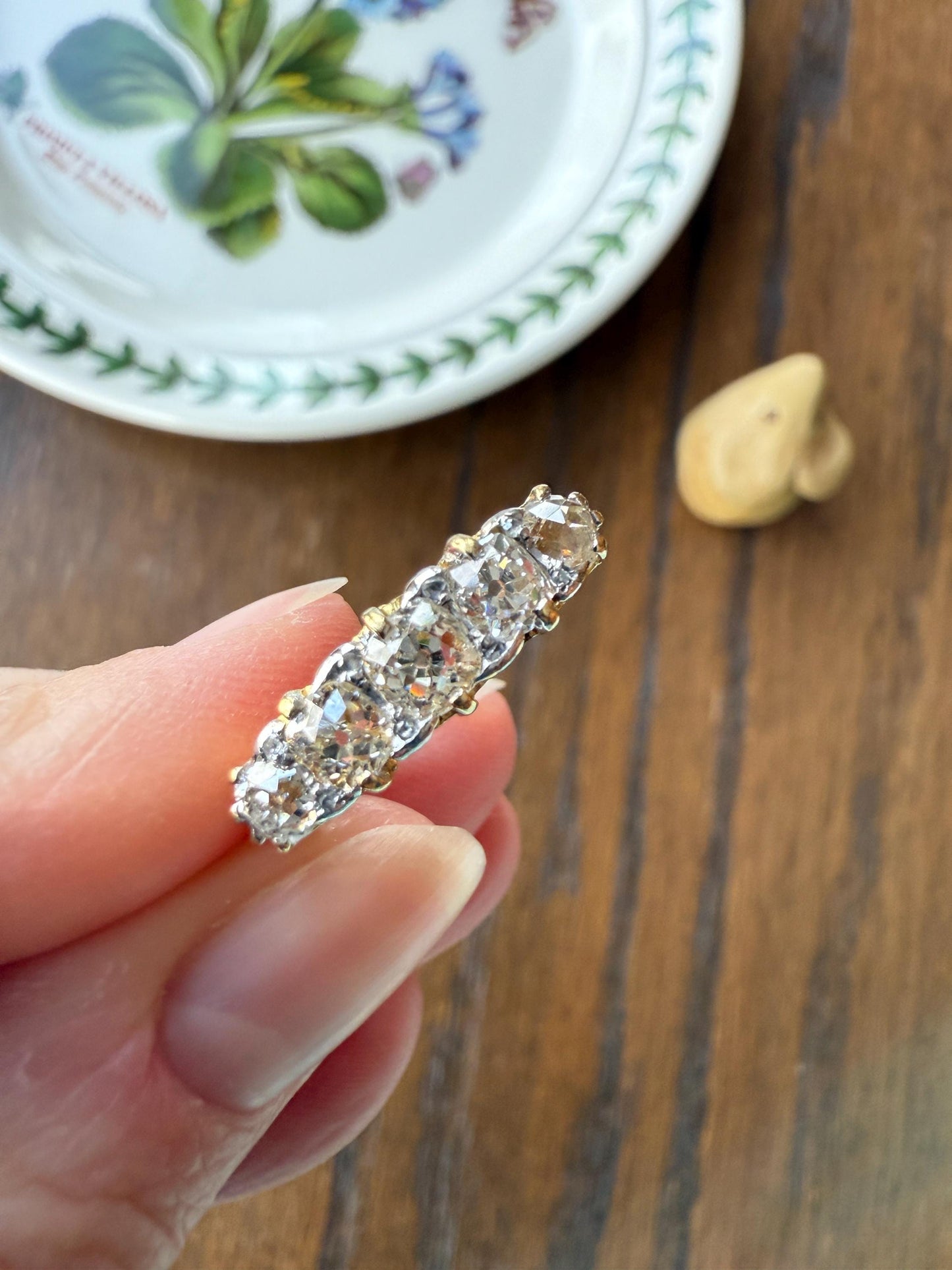 Antique 1.5 Carat Old Mine Cut DIAMOND 5 Five Stone Band Ring 18k Gold Rose Cut Spacers Gemset Prongs Scrolled Victorian Romantic Gift