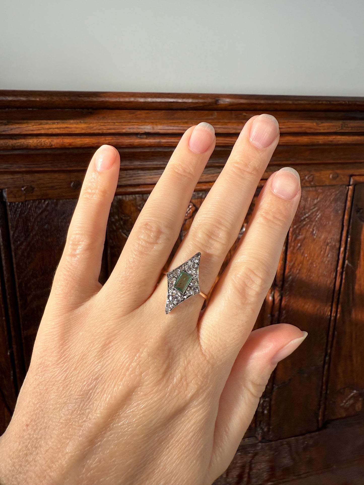 Dramatic Kite Shaped Panel Ring Green Natural Emerald 1 Carat Mixed Old Cut Diamonds Mine Rose Cluster 18k Gold & Platinum c1922 Art Deco