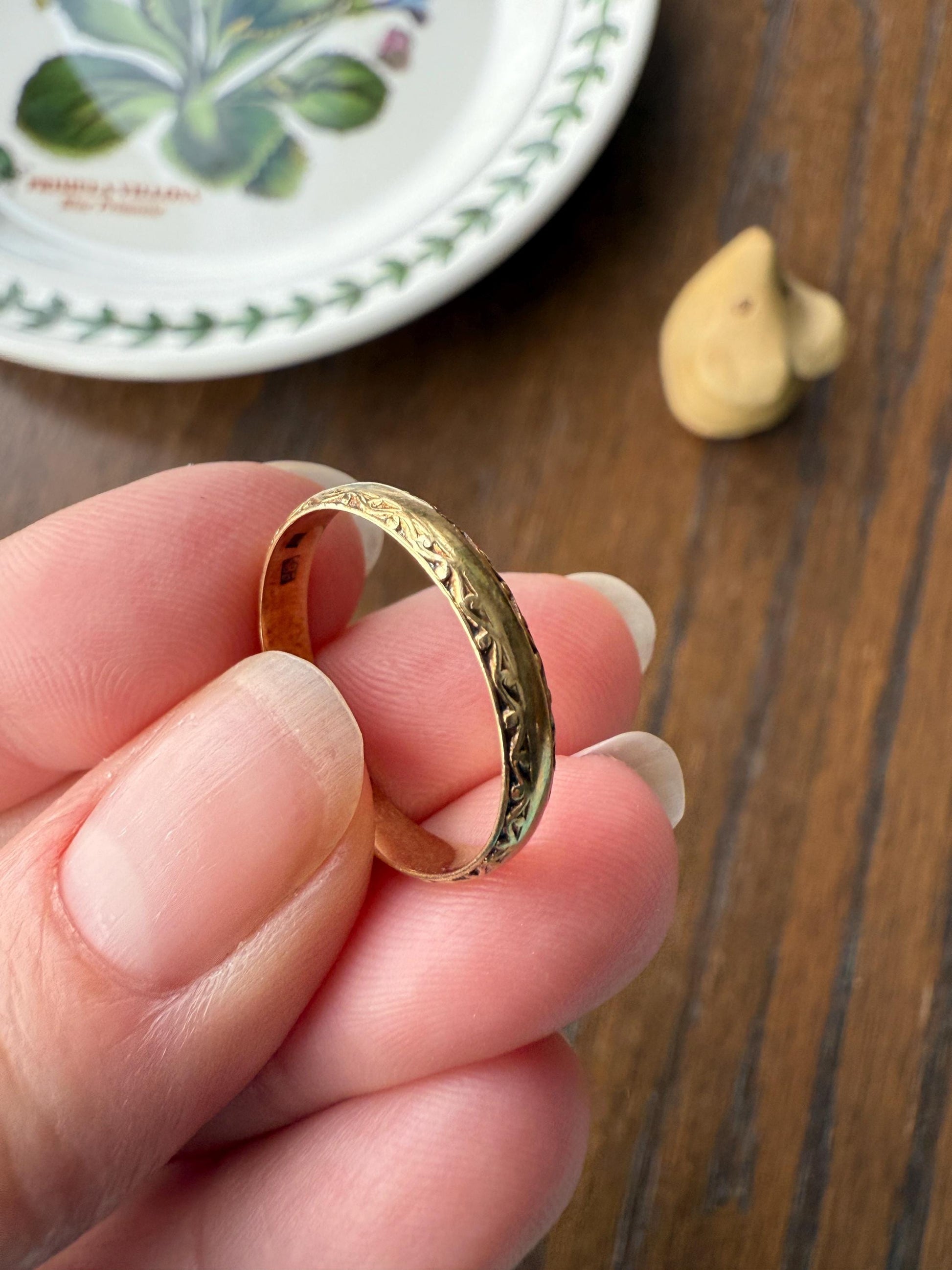 DATED Engraved Vintage Wedding Band Vertical Edge Engraving December 1937 Ornate Swirl Stacker 14k Gold Solid Ring Art Deco