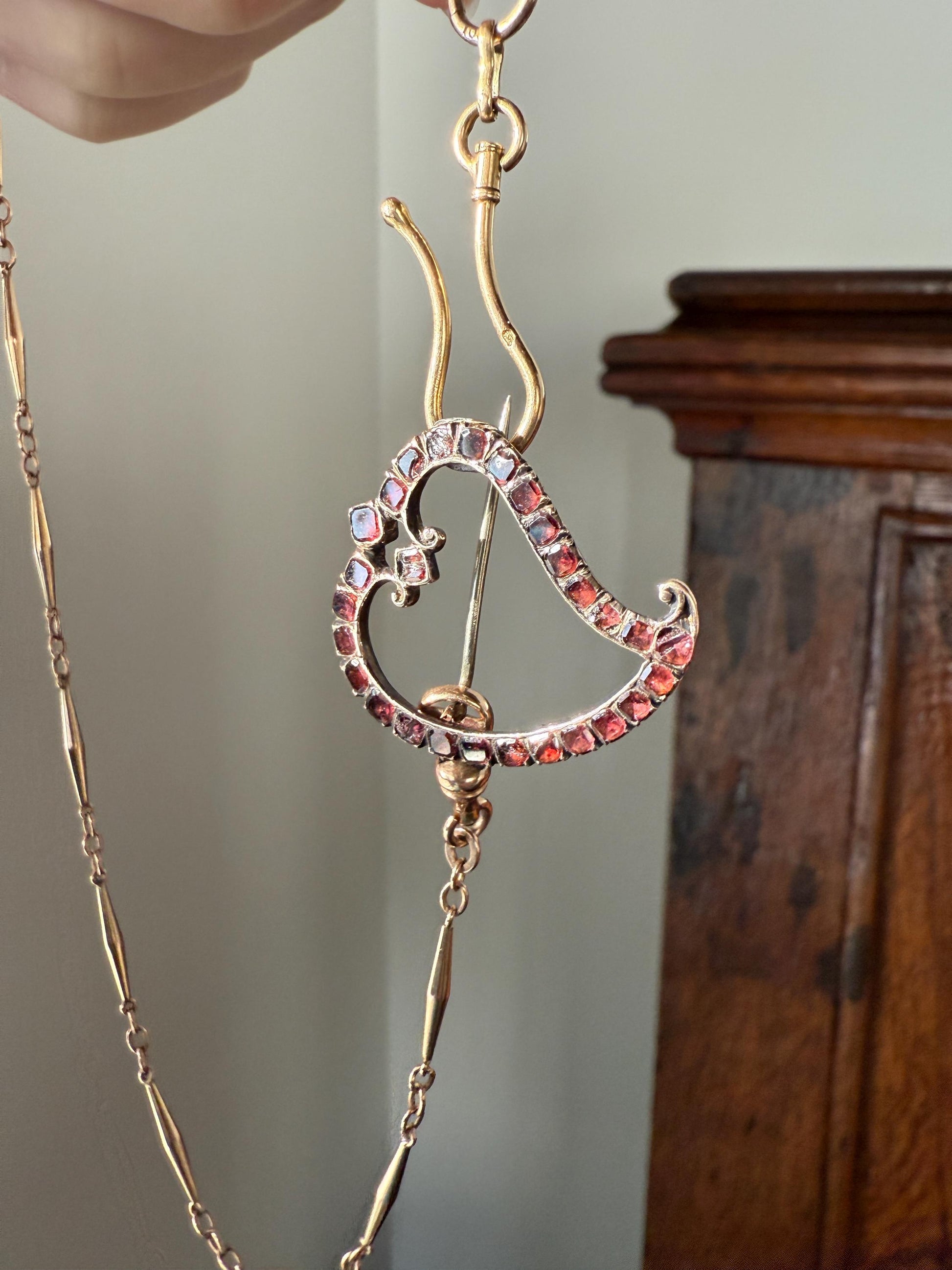 Georgian Antique Crowned WITCH'S HEART Flat Cut Garnet Figural 9k Gold Brooch Pendant Charm Holder Extender Connector Romantic Gift