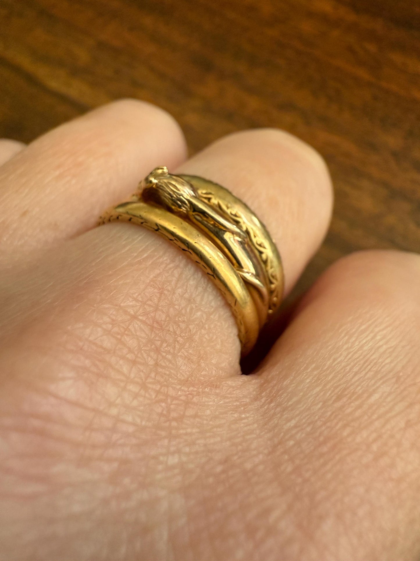 Victorian Engraved Antique Wedding Band Vertical Edge Engraving Flat Side Ornate Swirl Stacker 18k Gold Solid Ring